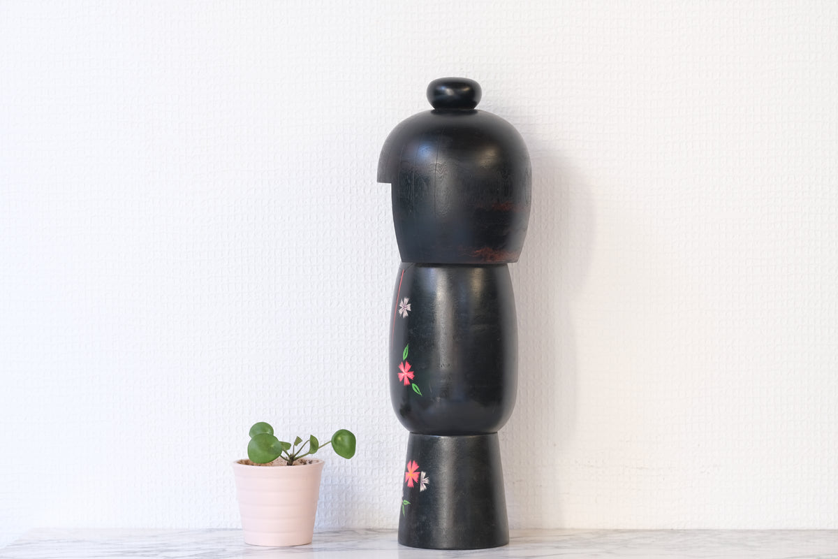 Two Gumma Kokeshi by Usaburo | Mother and Child | 23,5 cm and 18 retailer cm