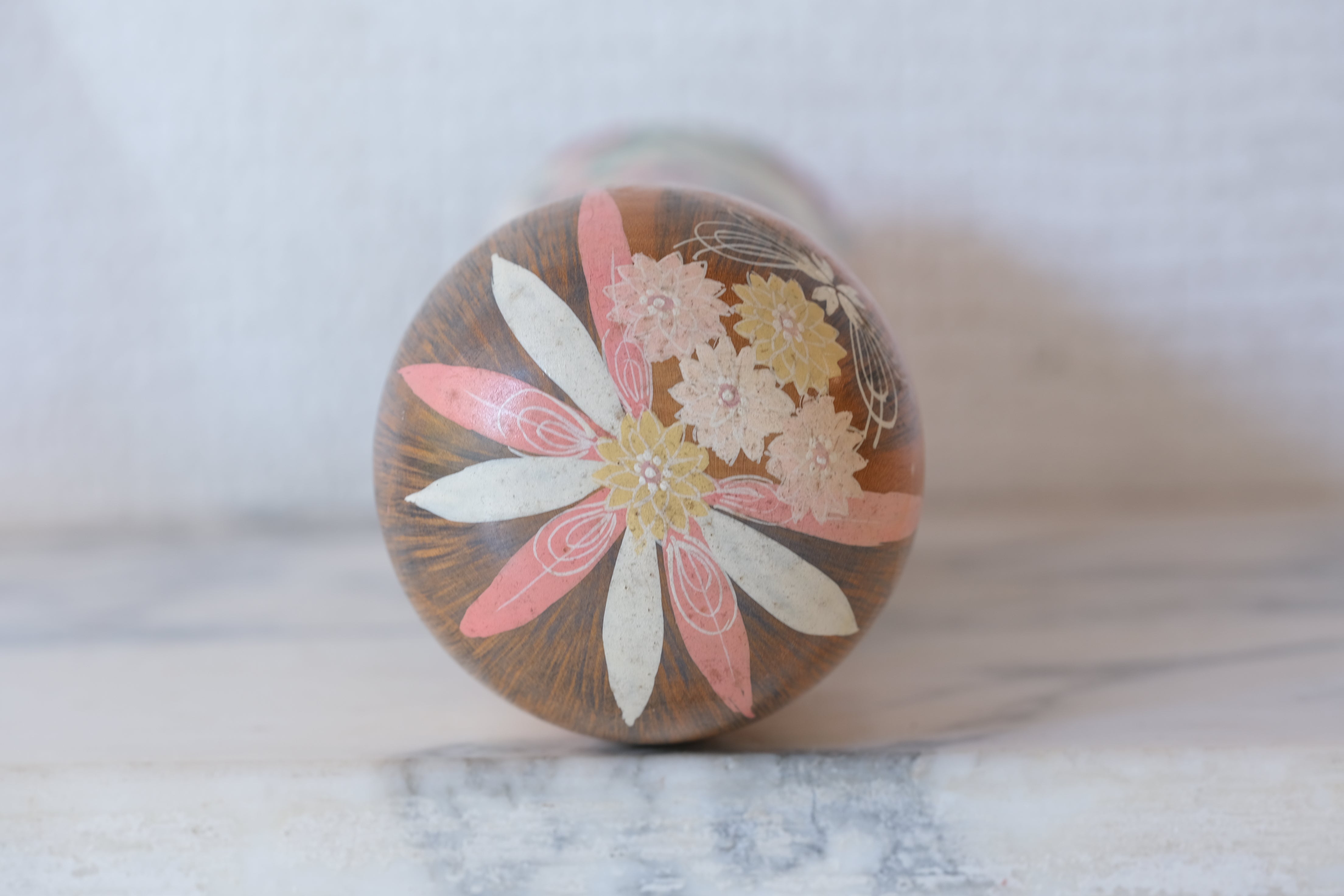 Exclusive Vintage Sosaku Kokeshi by Kurasawa Toshie 倉澤敏恵 (1935-2011) | 18,5 cm