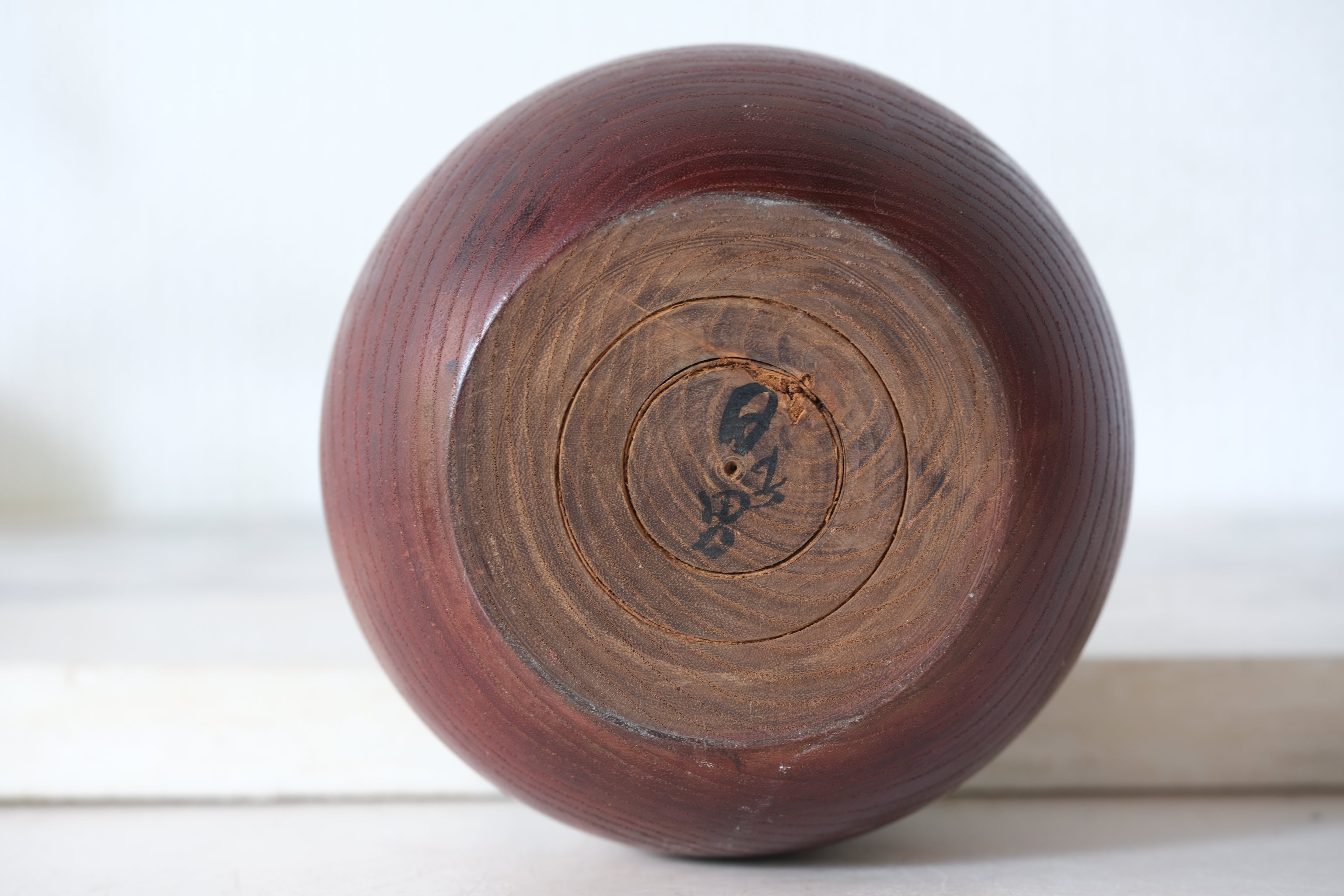 Exclusive Vintage Sosaku Kokeshi by Hideo Ishihara (1925-1999) | 9,5 cm