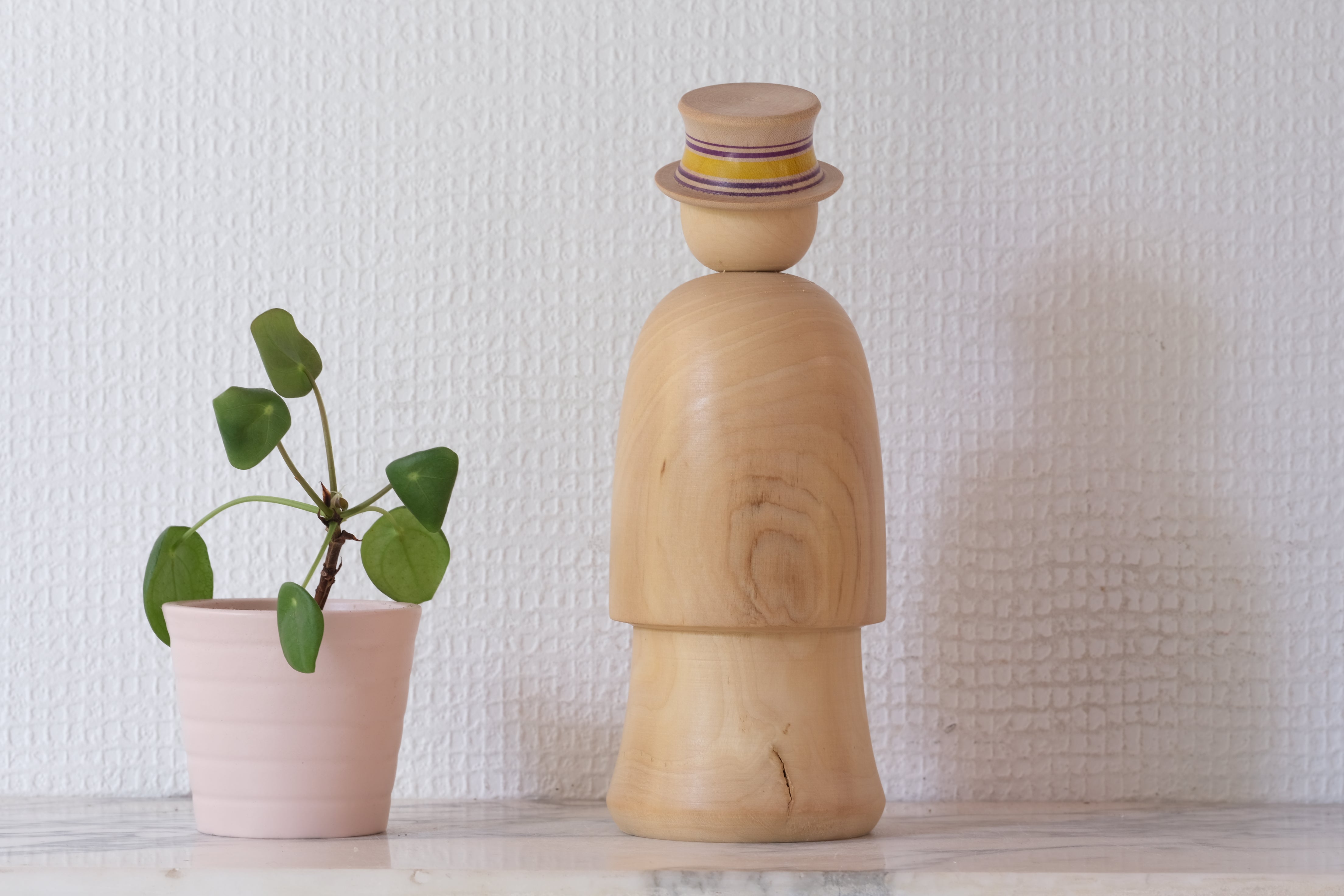 Rare Vintage Nanbu Kokeshi by Sasaki Kakuhei 佐々木覚平 (1933 - 2007) | Hat | 19,5 cm