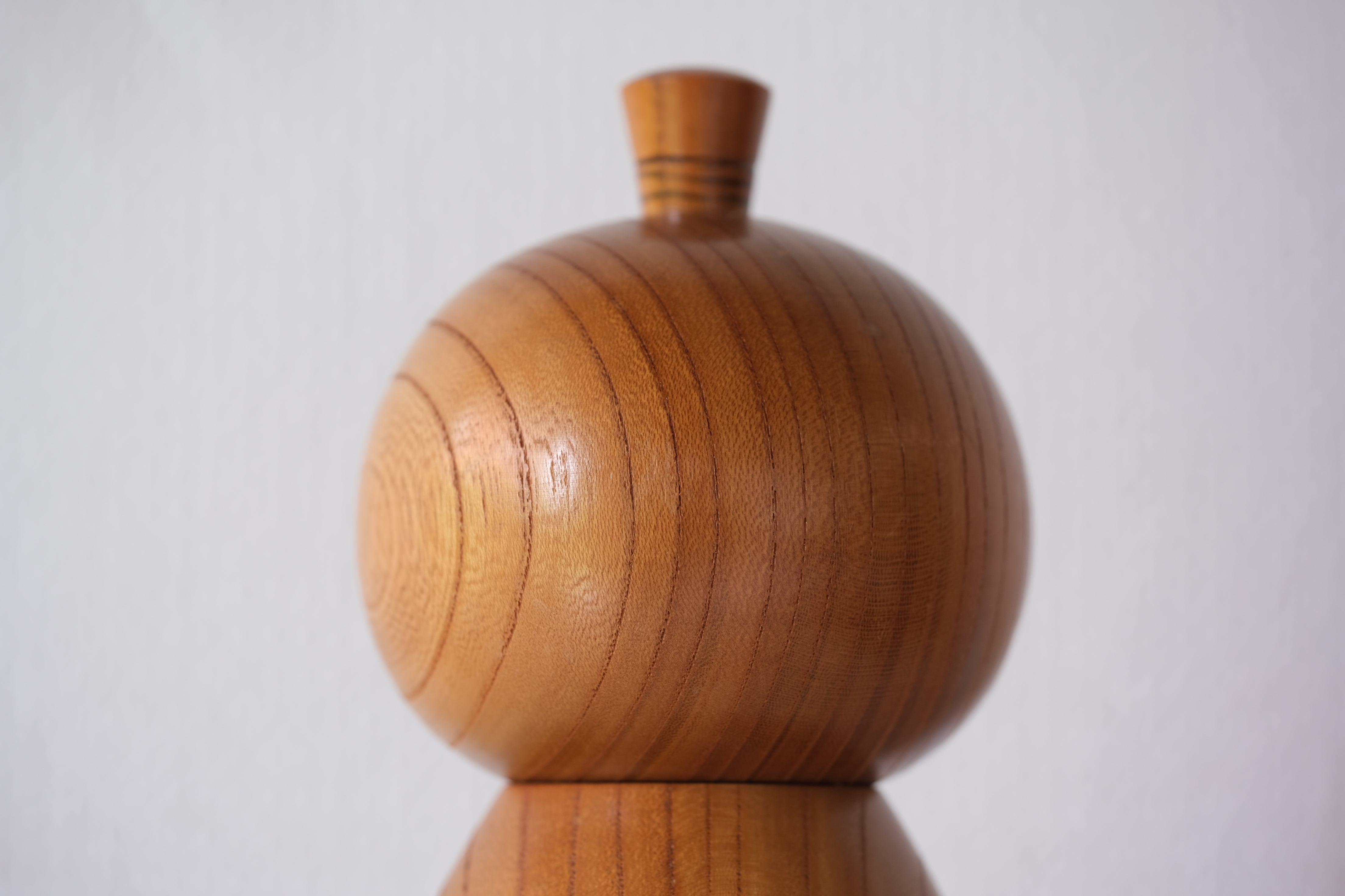 Rare Vintage Sosaku Kokeshi by Aoki Ryoka 青木蓼華 | 21,5 cm