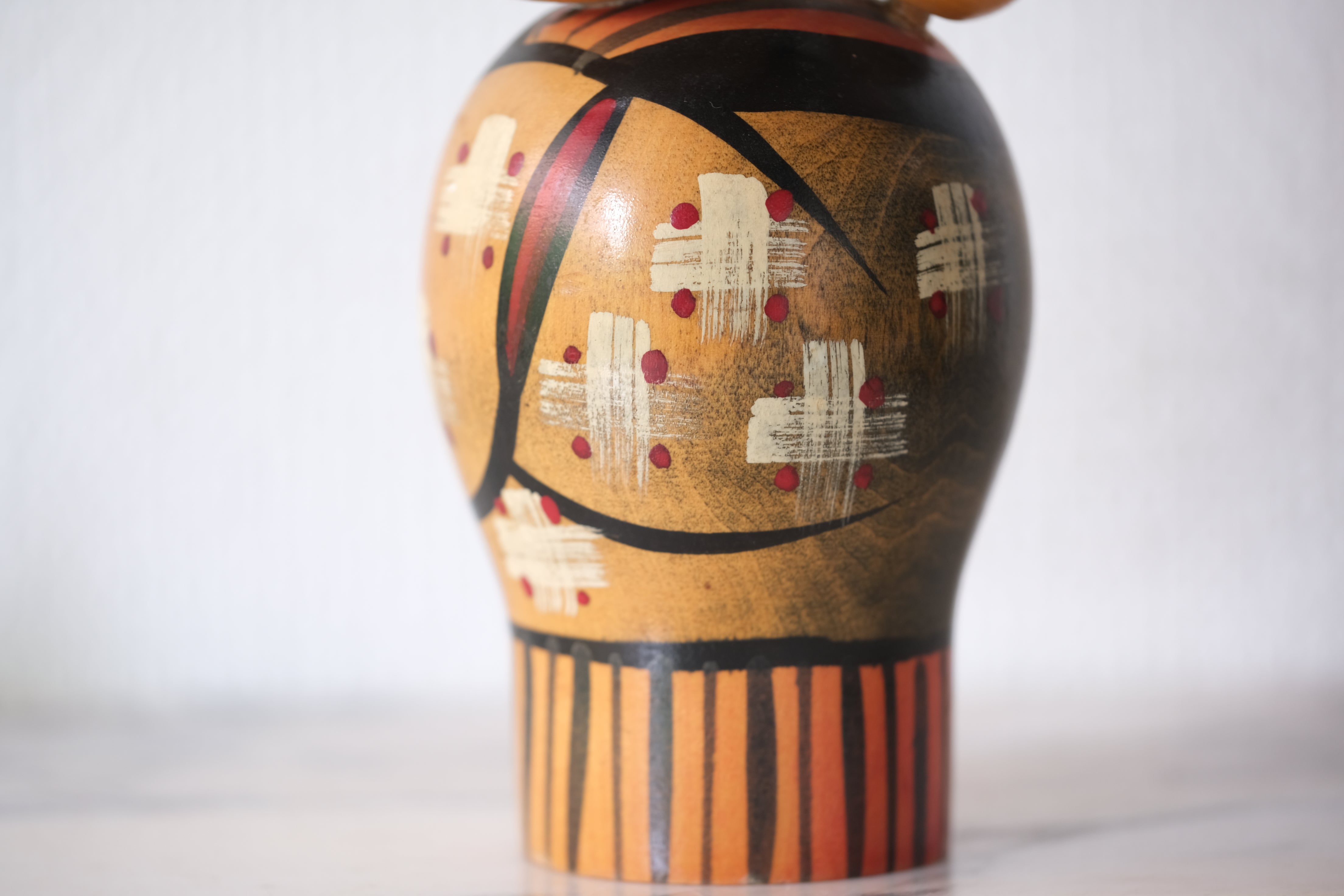 Vintage Creative Kokeshi by Miyashita Hajime (1940-retired) | Oshin - Babysitter | 19,5 cm