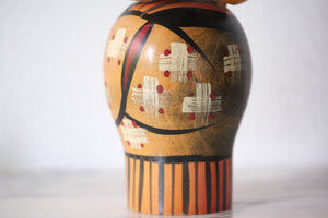 Vintage Creative Kokeshi by Miyashita Hajime (1940-retired) | Oshin - Babysitter | 19,5 cm