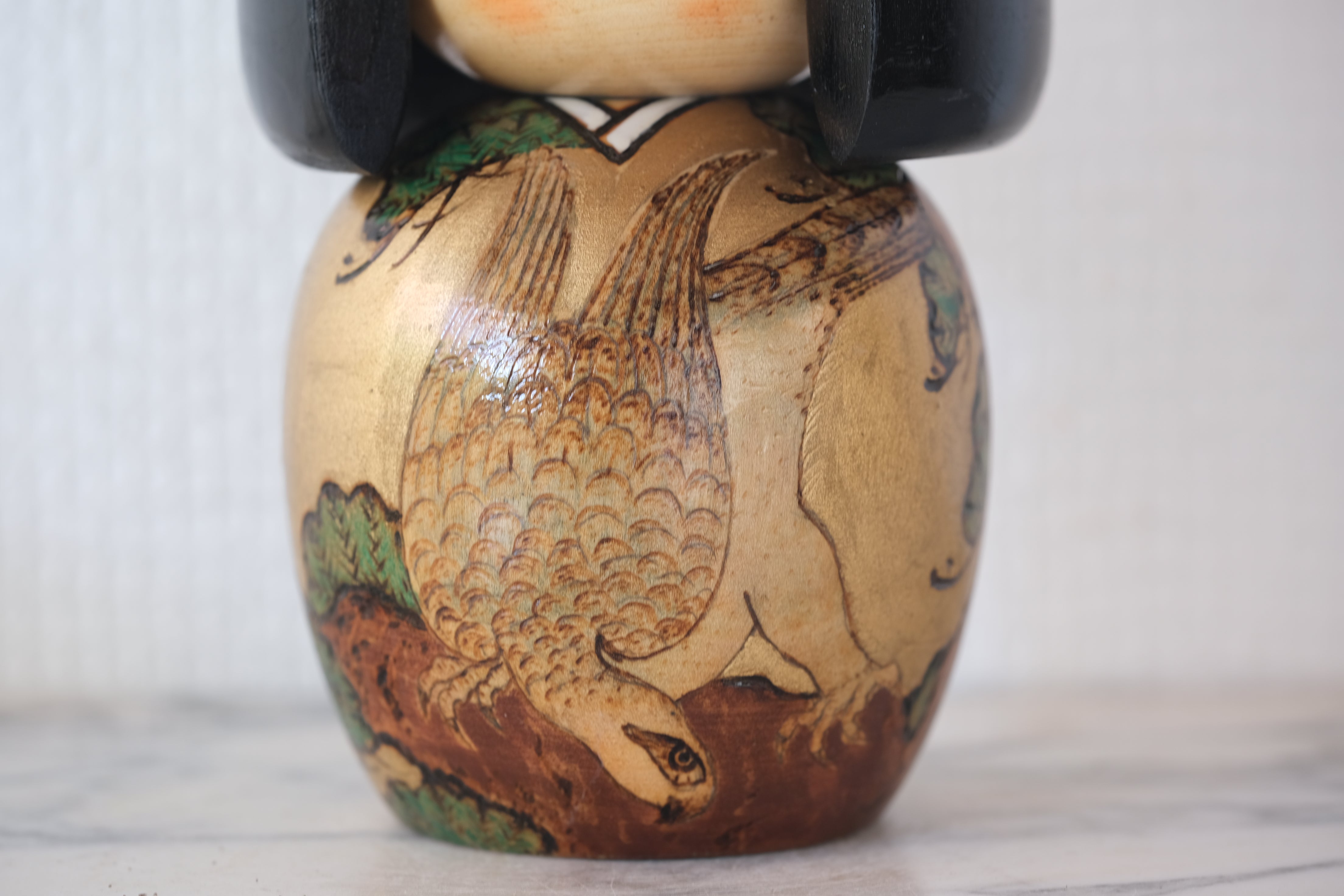 Rare Gumma Kokeshi with Bird of Pray | 15,5 cm