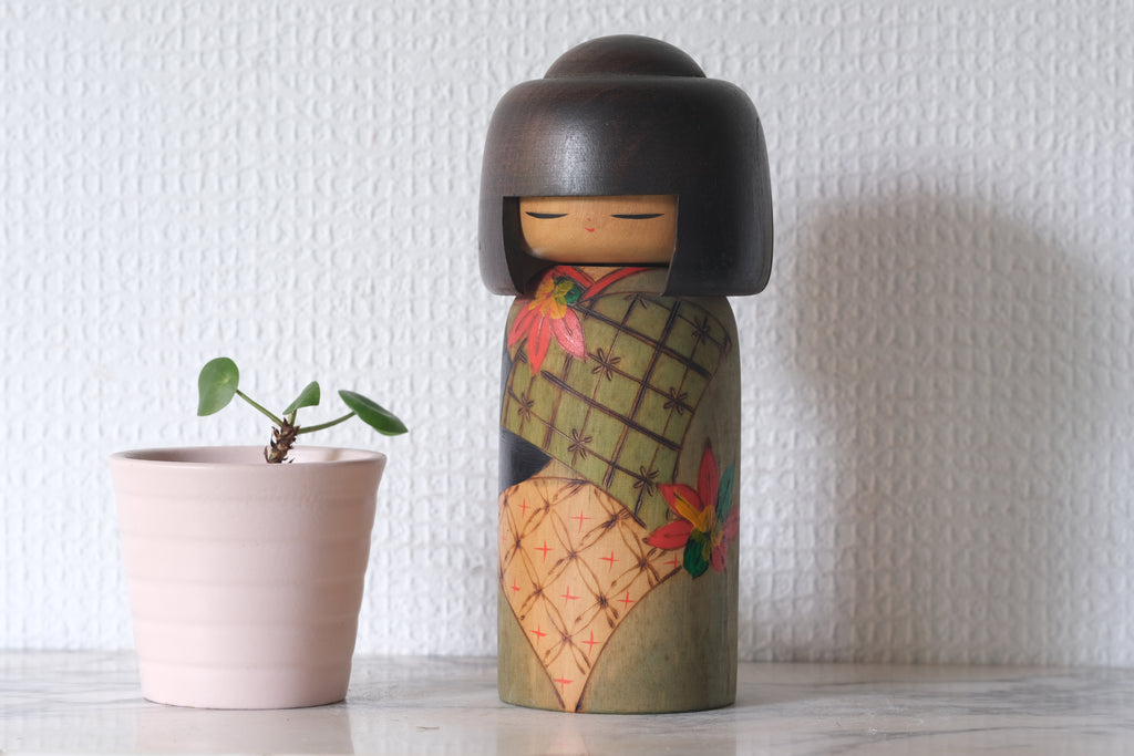 Vintage Gumma Kokeshi By Yuji Kawase 川瀬祐志作 (1938-) | 16 cm