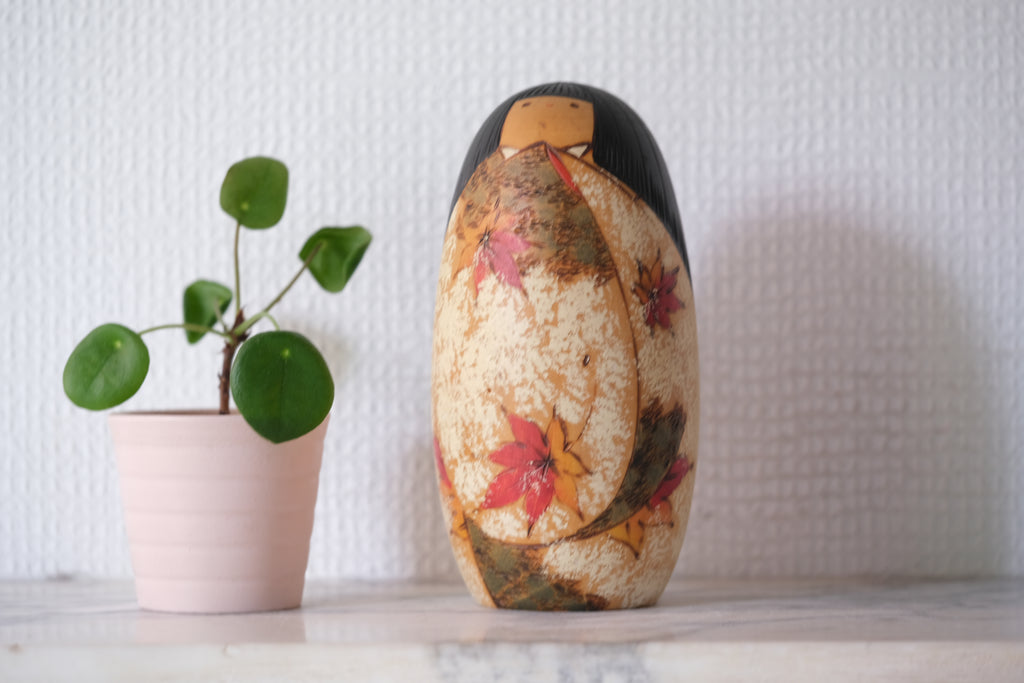 Vintage Sosaku Kokeshi by Usaburo | With Original Box | 15,5 cm