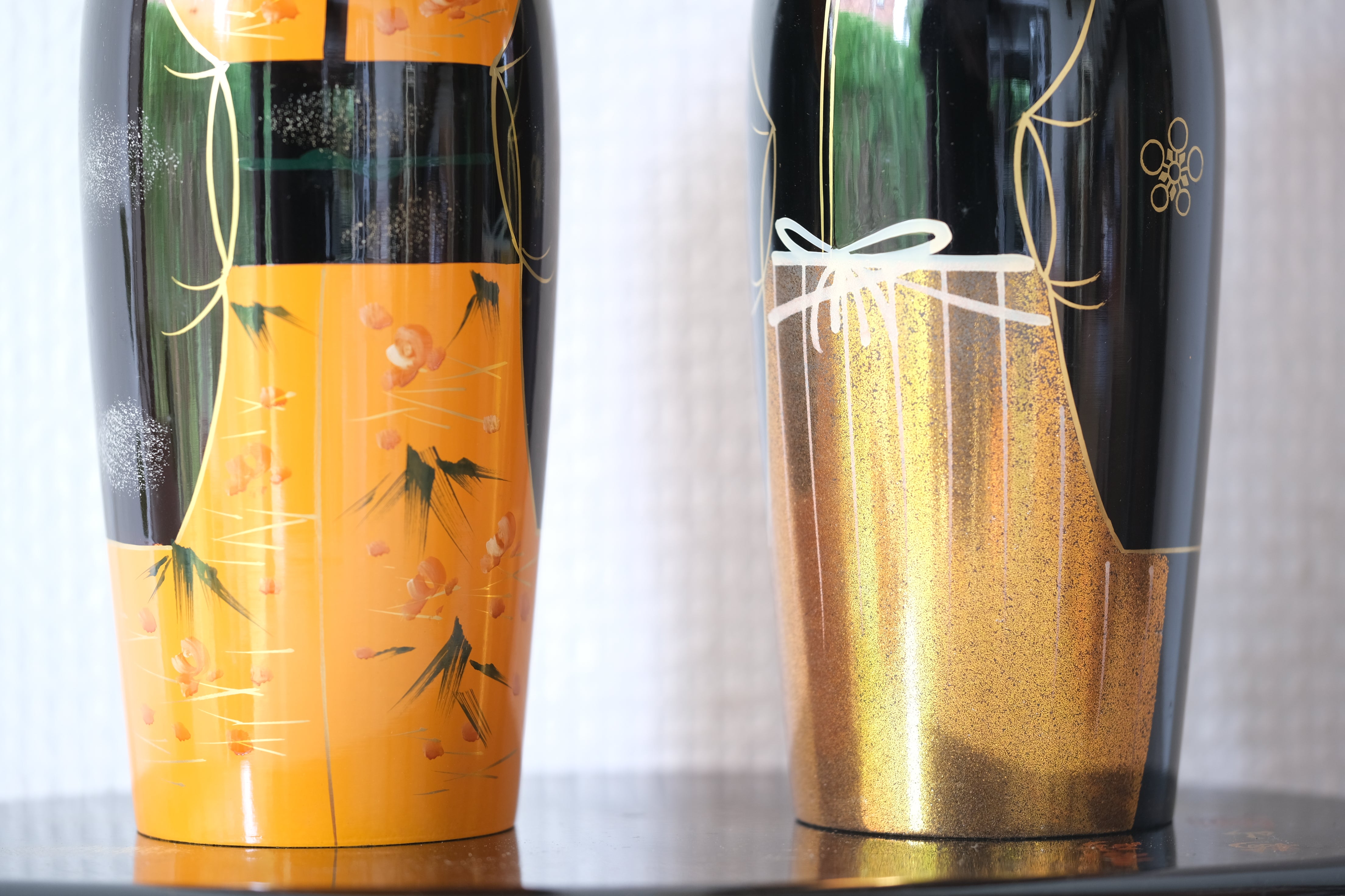 Lacquered Vintage Pair of Kokeshi | Takasago | With Original Box | 24 cm and 25 cm