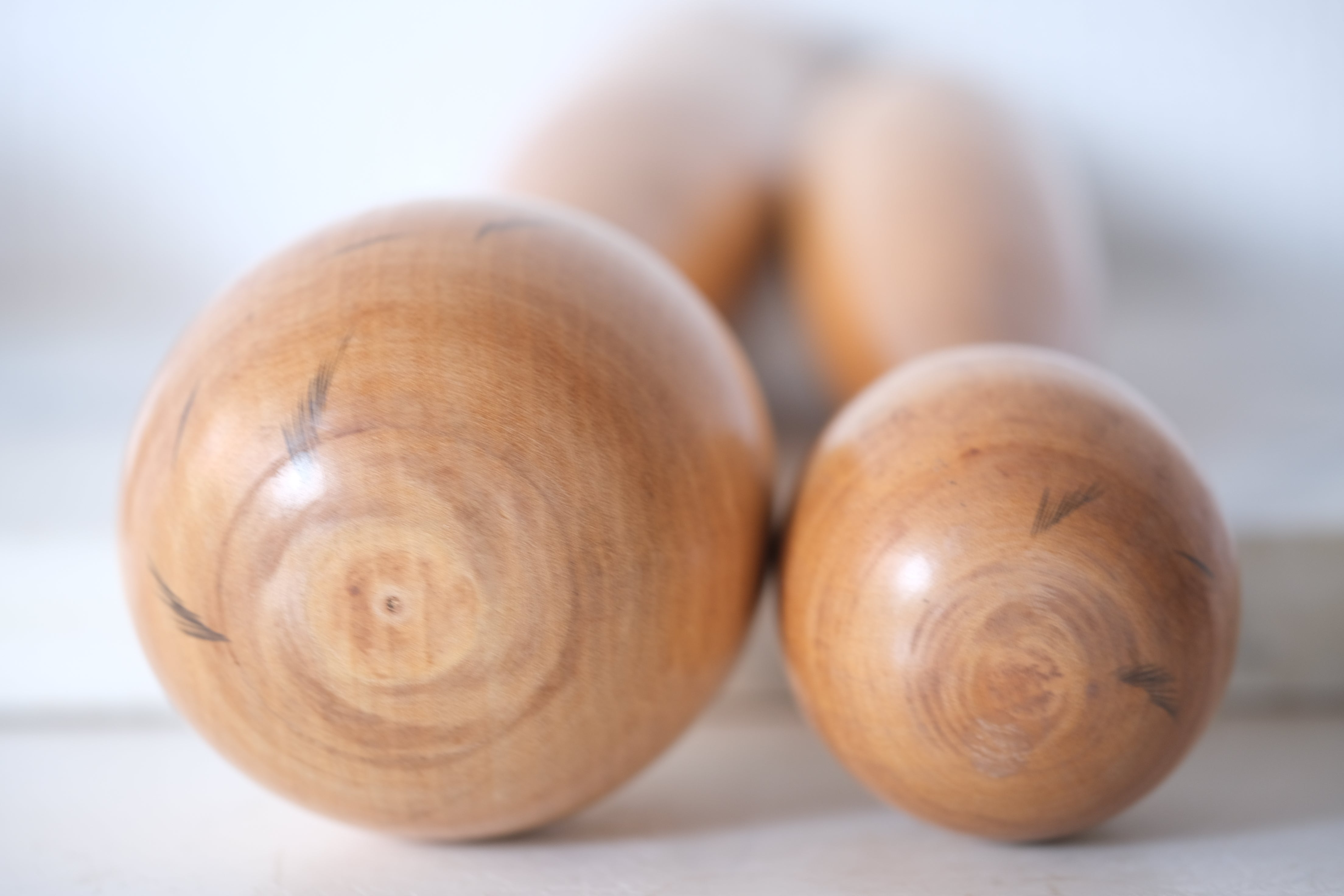 Rare Pair of Vintage Creative Kokeshi by Hideo Ishihara (1925-1999) | Mother and Child | 19,5 cm and 27,5 cm