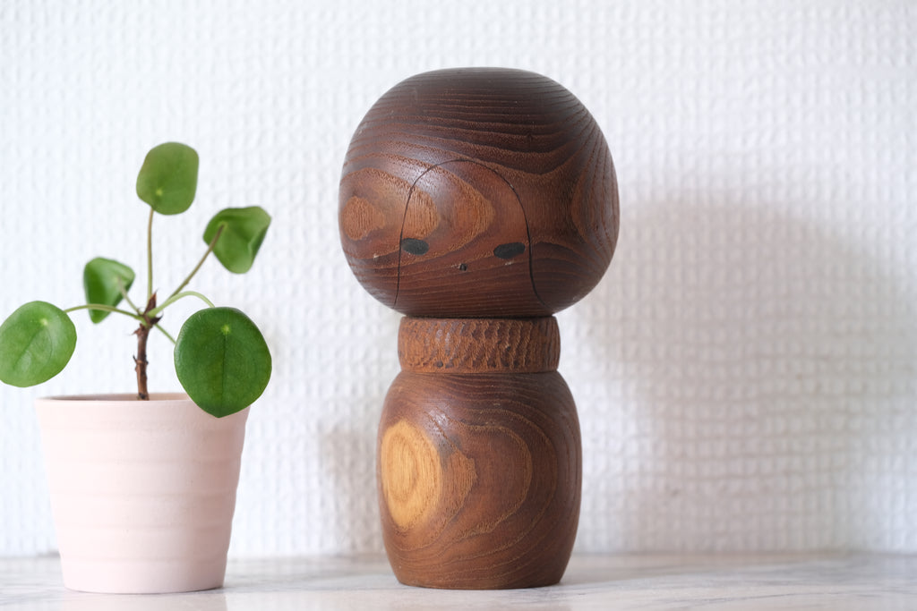 Exclusive Vintage Sosaku Kokeshi by Hideo Ishihara (1925-1999) | 15,5 cm