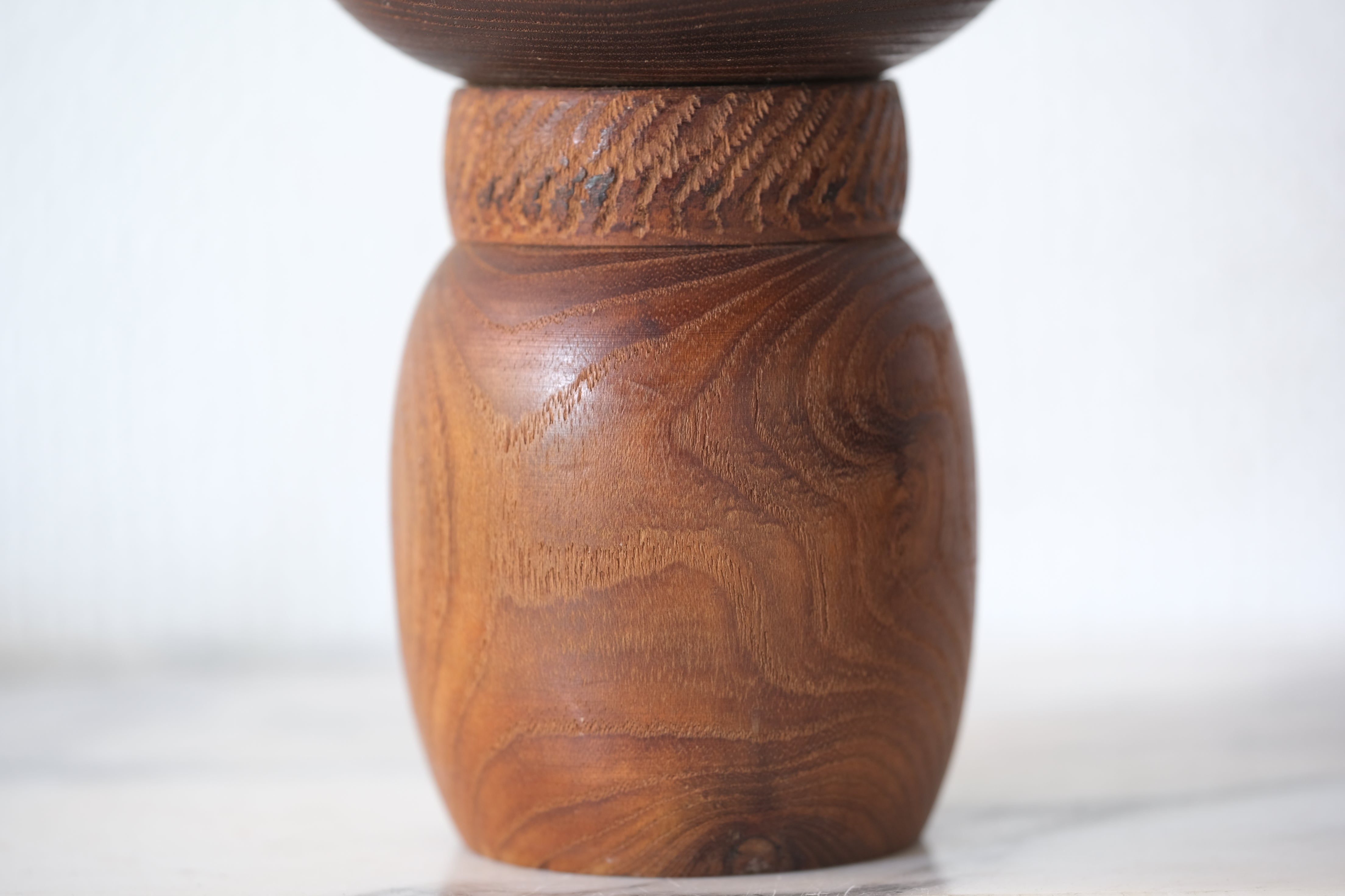 Exclusive Vintage Sosaku Kokeshi by Hideo Ishihara (1925-1999) | 15,5 cm