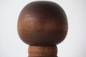 Exclusive Vintage Sosaku Kokeshi by Hideo Ishihara (1925-1999) | 15,5 cm