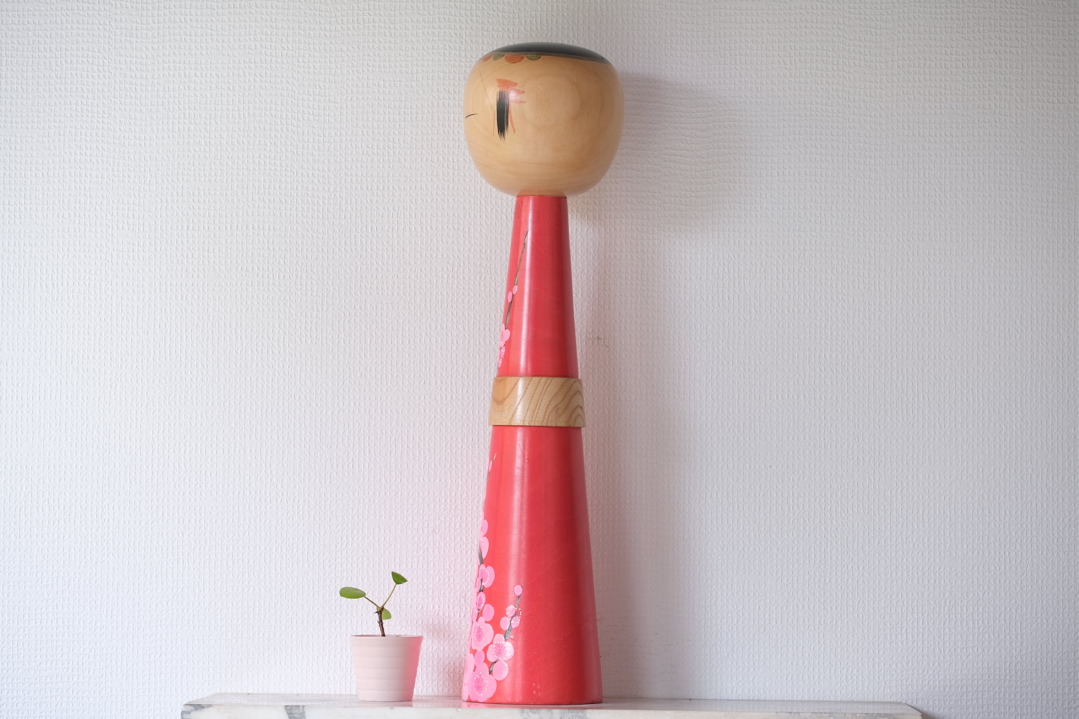 Exclusive Vintage Creative Kokeshi by the famous Takahashi Hajime (1918 - 2002) | Titled: 淡紅梅 - Light Red Plum | 61 cm