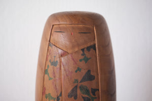 Exclusive Vintage Creative Kokeshi By Issetsu Kuribayashi 栗林 一雪 (1924-2011) | 15,5 cm