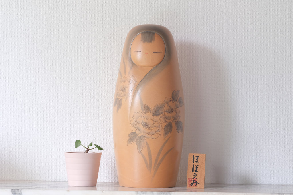 Exclusive Vintage Creative Kokeshi by Kojo Tanaka 田中晃常 | Titled: ほほえみ - Smile | 28 cm