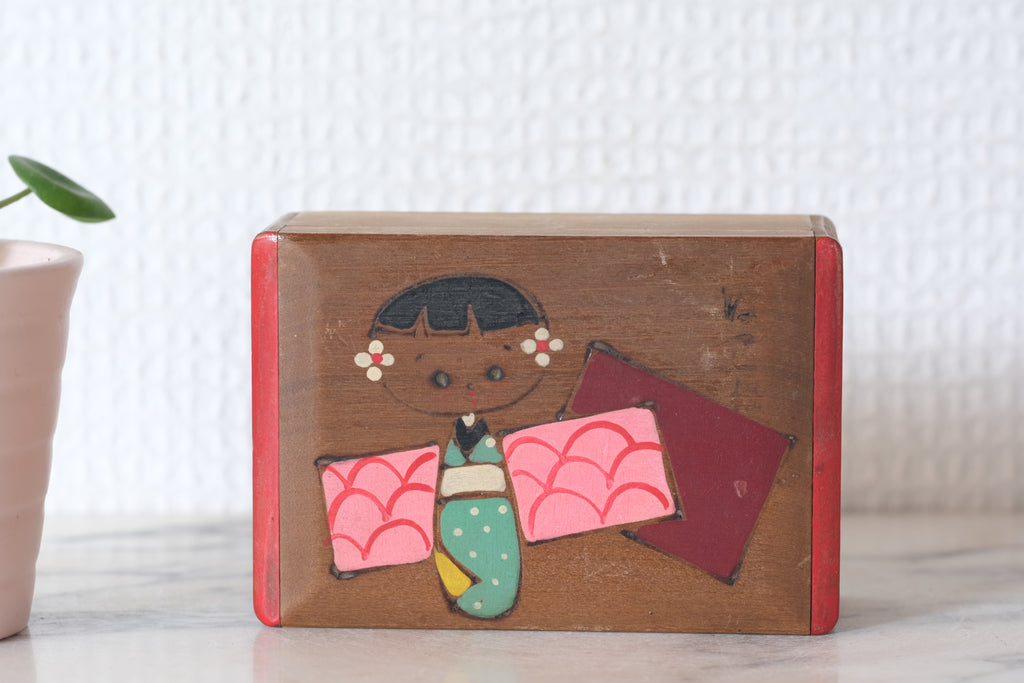 Small Vintage Jewelry Box | 9,5 cm x 6,5 cm x 4 cm