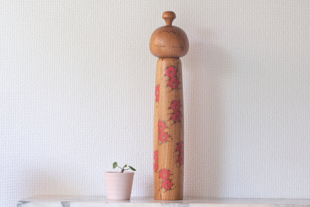 Vintage Creative Kokeshi by Toa Sekiguchi (1942-) | 'Camellia - Tsubaki' | 41,5 cm