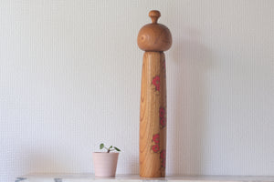 Vintage Creative Kokeshi by Toa Sekiguchi (1942-) | 'Camellia - Tsubaki' | 41,5 cm