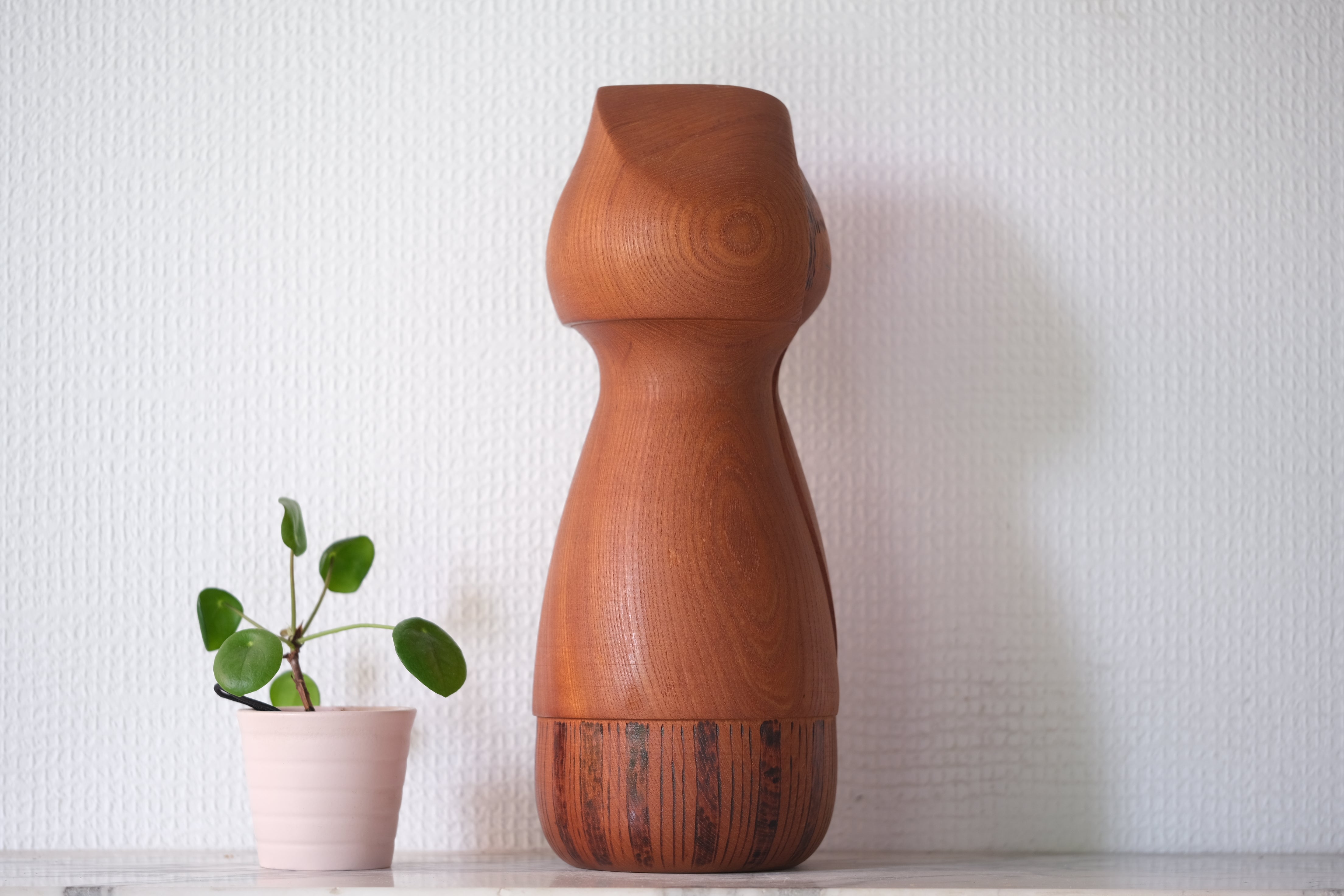 Exclusive Vintage Creative Kokeshi by Kato Masami 加藤正美 (1925-2012) | Titled: 雪国 - Yukiguni - Snow Country | 29,5 cm