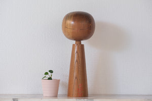 Exclusive Vintage Sosaku Kokeshi by Hideo Ishihara (1925-1999) | 29 cm