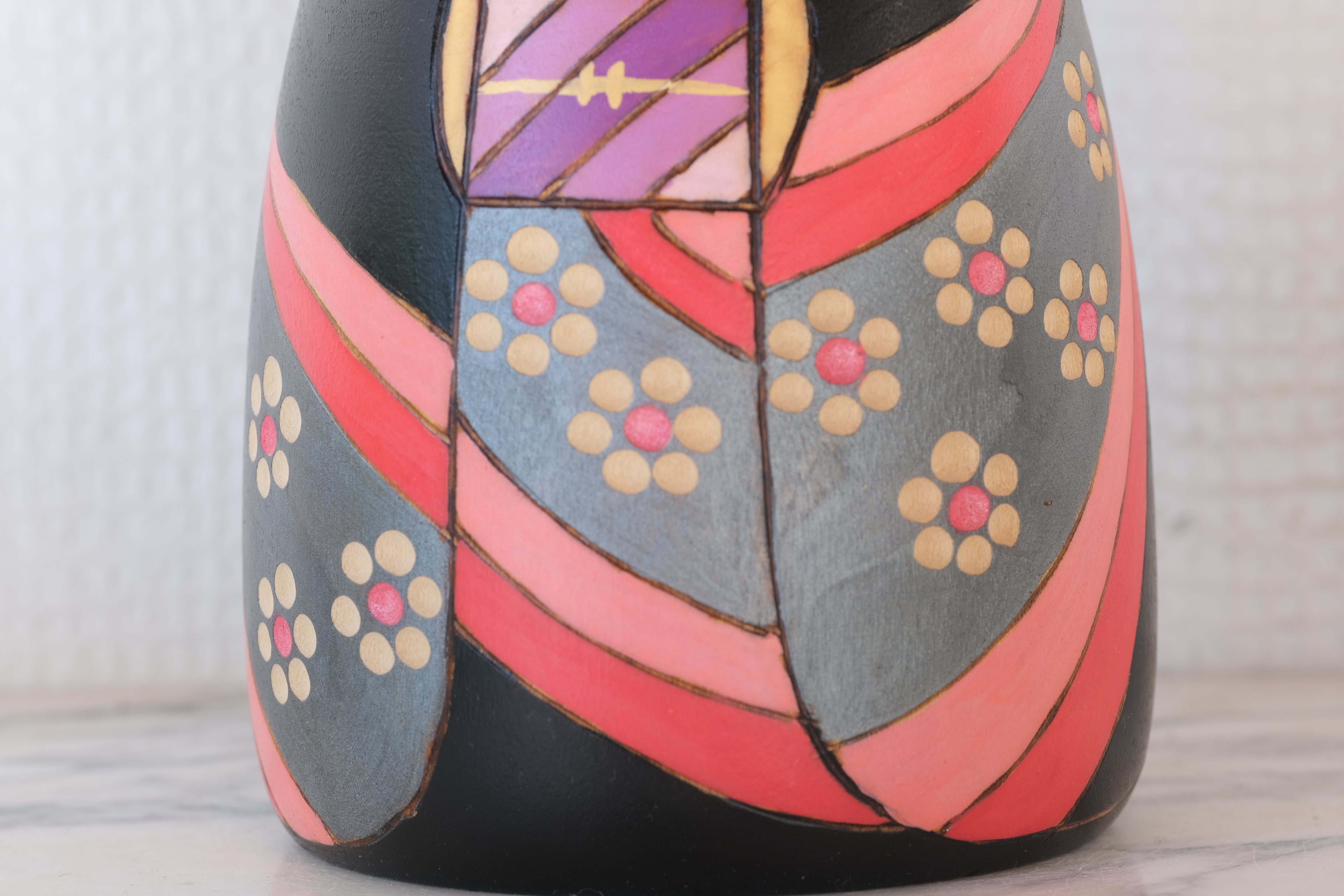 Rare Vintage Gumma Kokeshi By Kazuo Takamizawa (1927-) | Titel: 春の香 - Haru no ka - Spring Fragrance | 21,5 cm