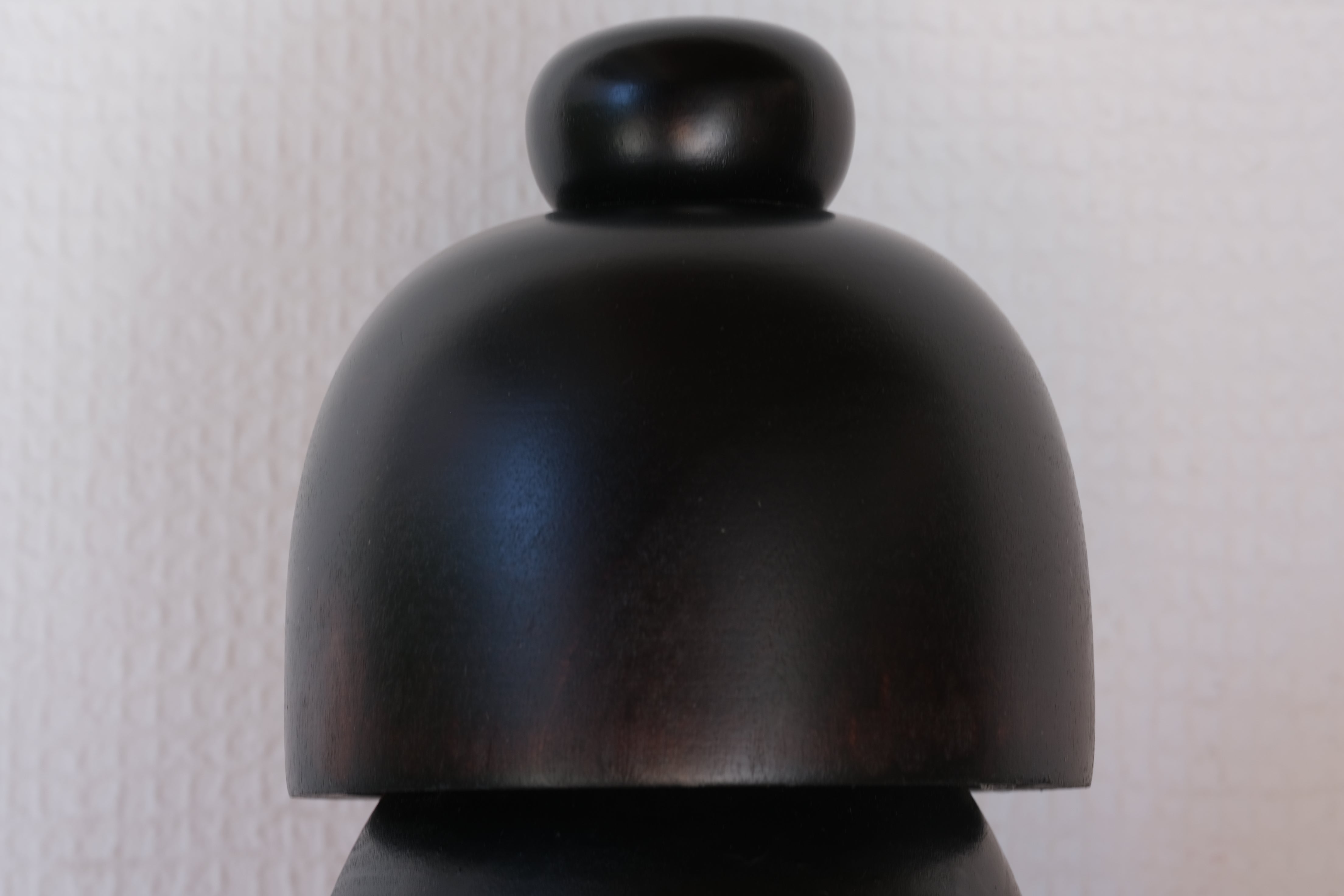 Rare Vintage Gumma Kokeshi By Kazuo Takamizawa (1927-) | Titel: 春の香 - Haru no ka - Spring Fragrance | 21,5 cm