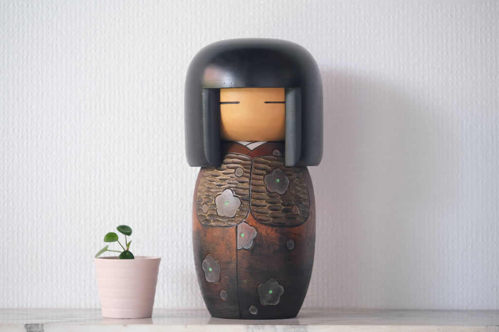 Large Gumma Kokeshi by Kisaku | 27 cm