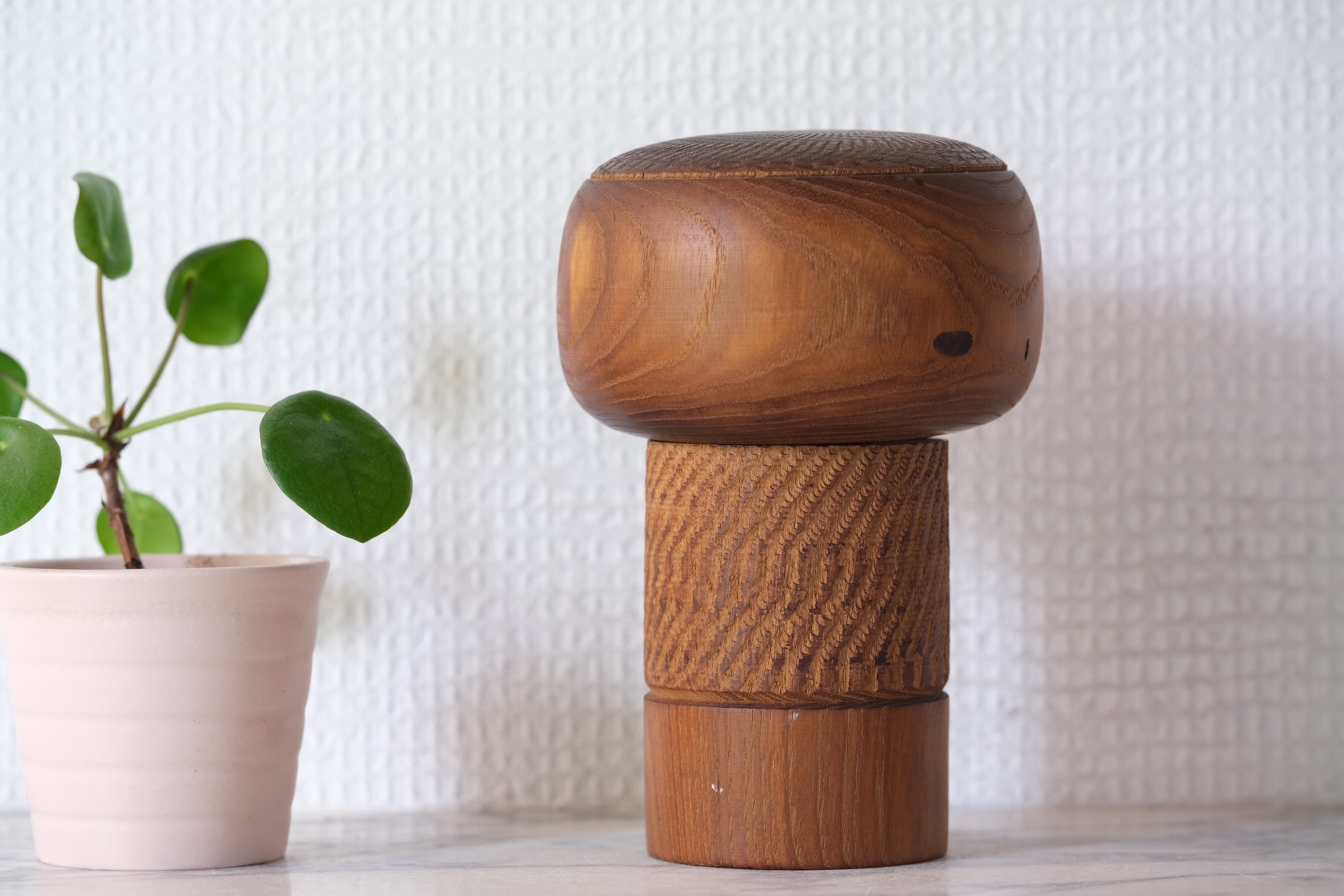 Exclusive Vintage Sosaku Kokeshi by Hideo Ishihara (1925-1999) | 14 cm