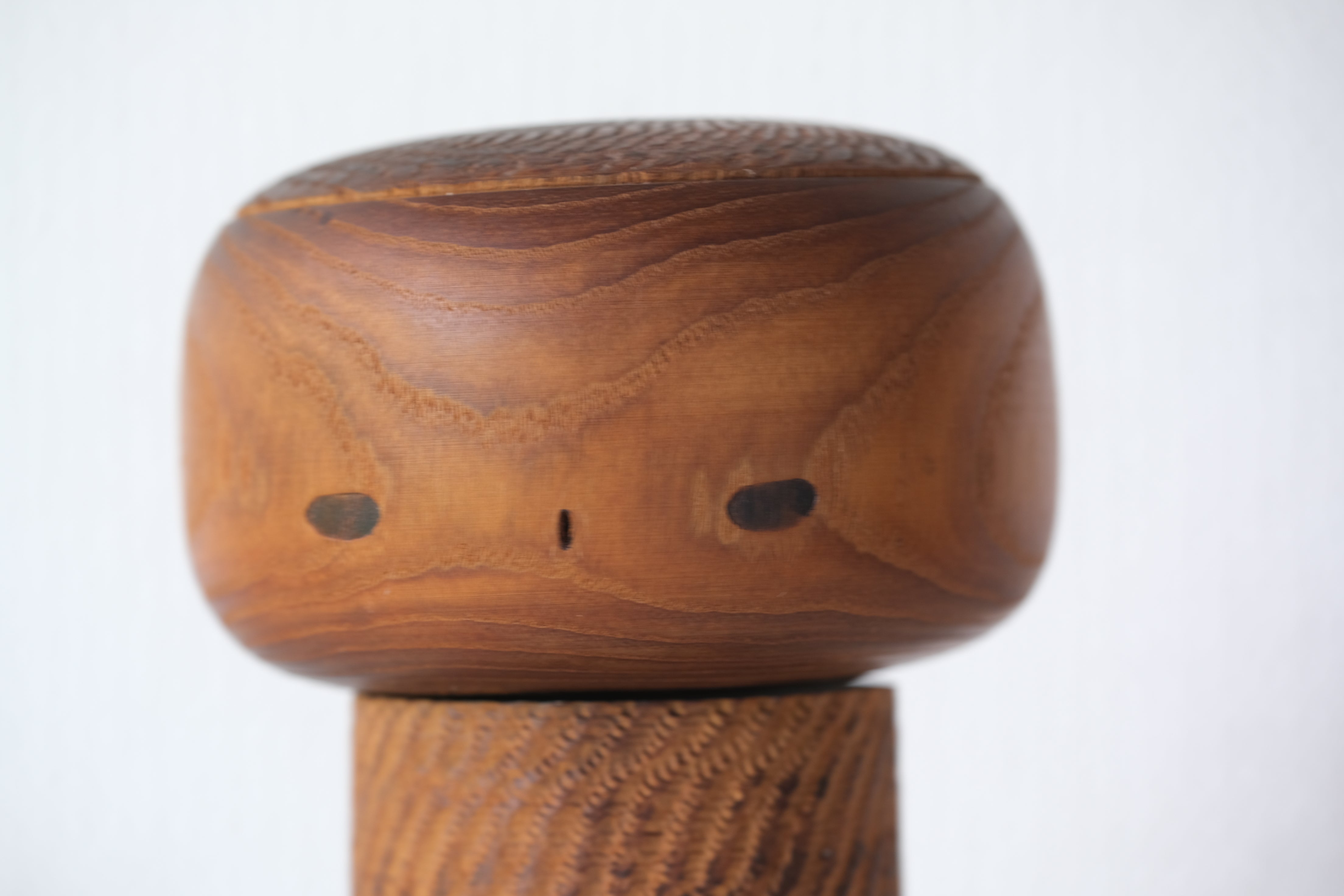 Exclusive Vintage Sosaku Kokeshi by Hideo Ishihara (1925-1999) | 14 cm