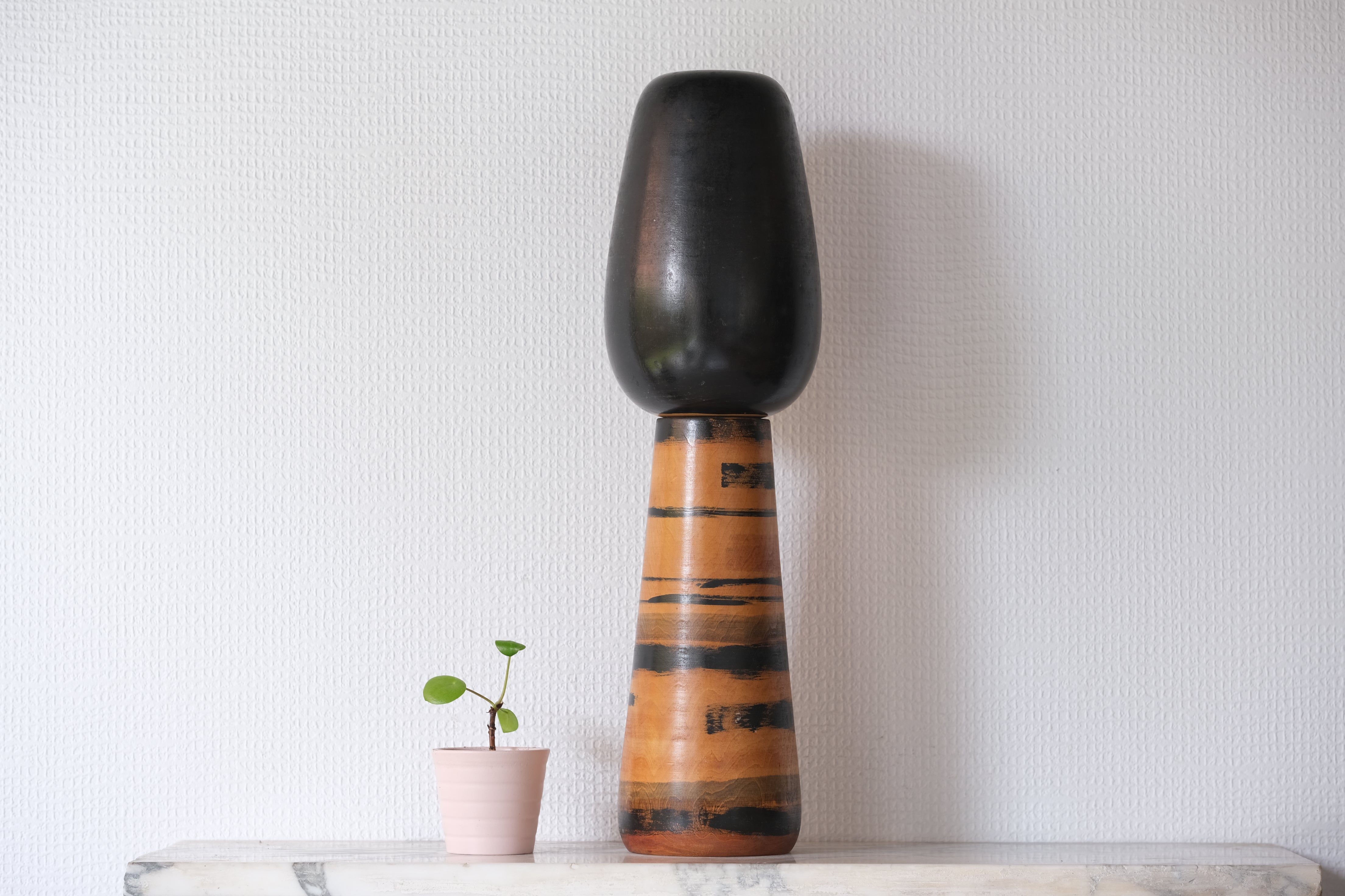 Exclusive Vintage Sosaku Kokeshi by Hideo Ishihara (1925-1999) | 44,5 cm