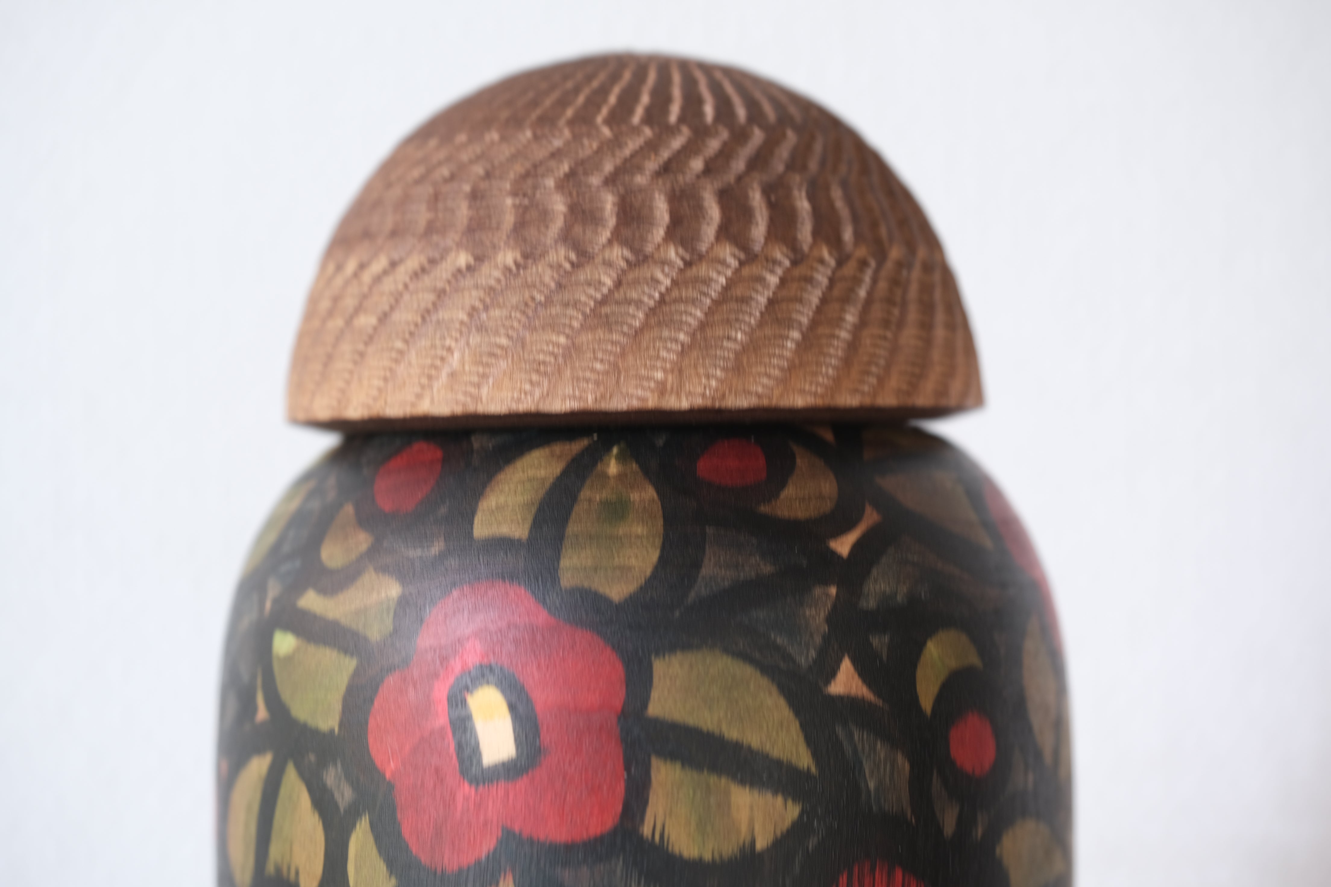 Exclusive Vintage Creative Kokeshi by Sansaku Sekiguchi 関口三 (1925-2018) | Titled: 山椿 - Camellia | 17 cm