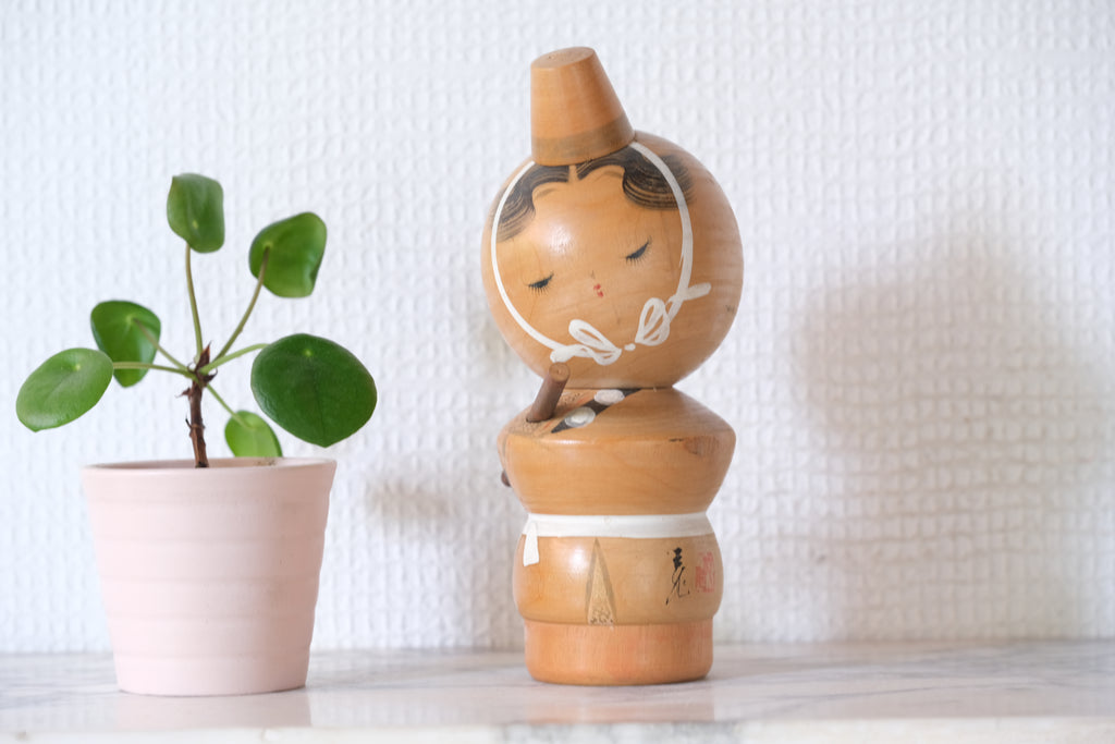 Rare Vintage Kokeshi by Sansaku Sekiguchi (1925-2018) | 'Flutist' | 16,5 cm
