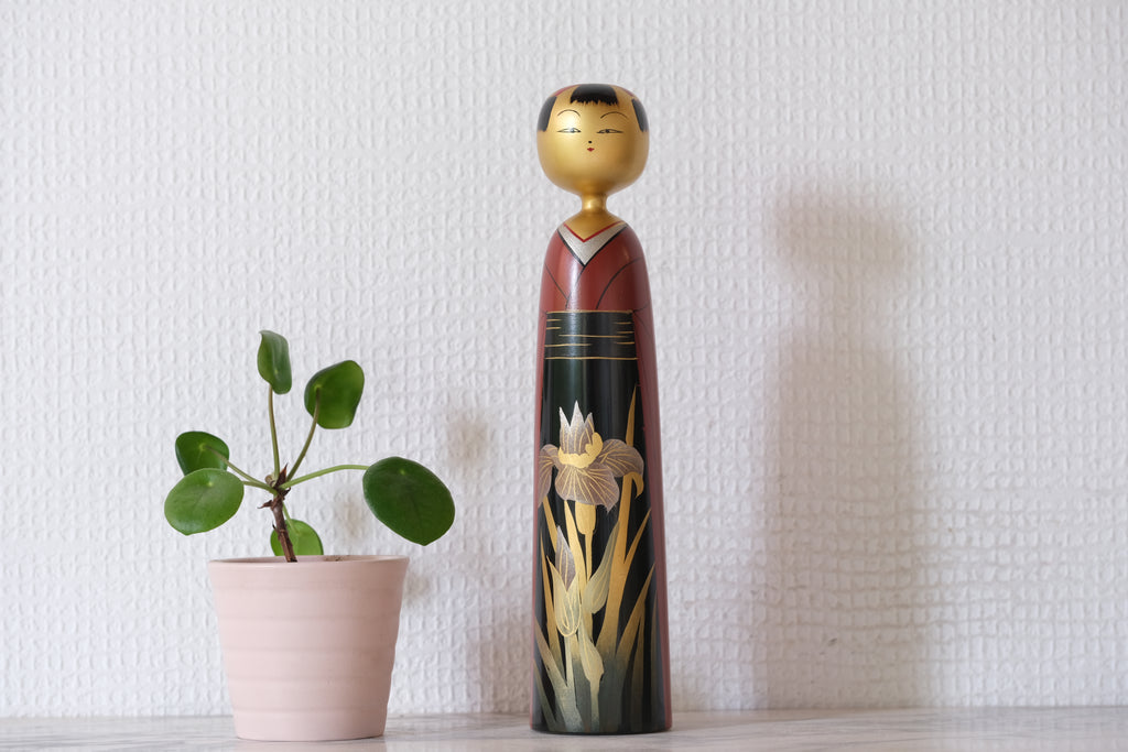 Exclusive Vintage Kijiyama Kokeshi in the style of Takani Yohachi (1907-1994) | 22 cm