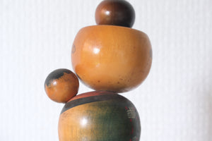 Vintage Creative Kokeshi by Miyashita Hajime (1940-retired) | Oshin - Babysitter | 15,5 cm