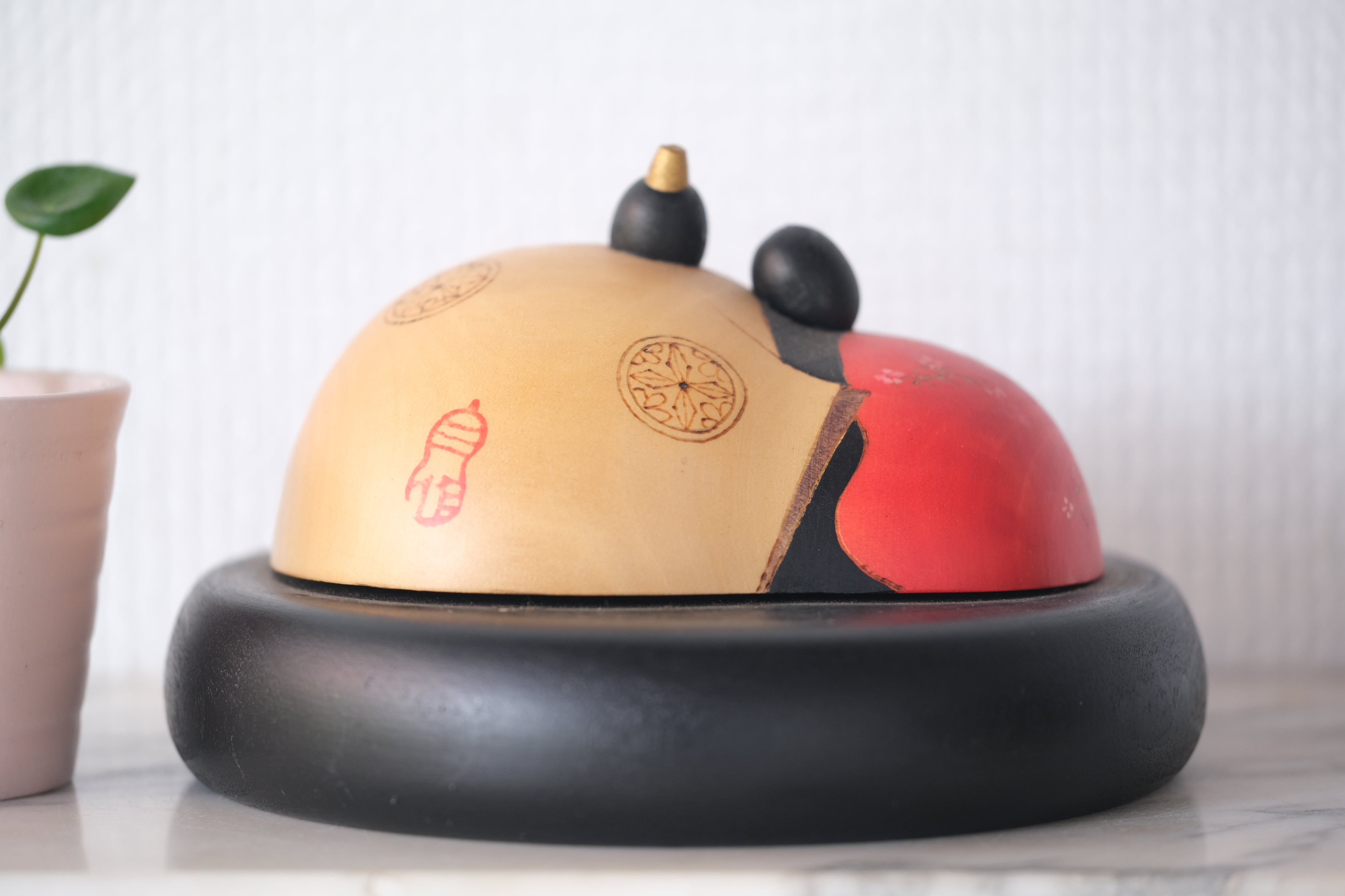 Exclusive Pair of Vintage Creative Kokeshi by Sansaku Sekiguchi 関口 三作 (1925-2018) | 9 cm