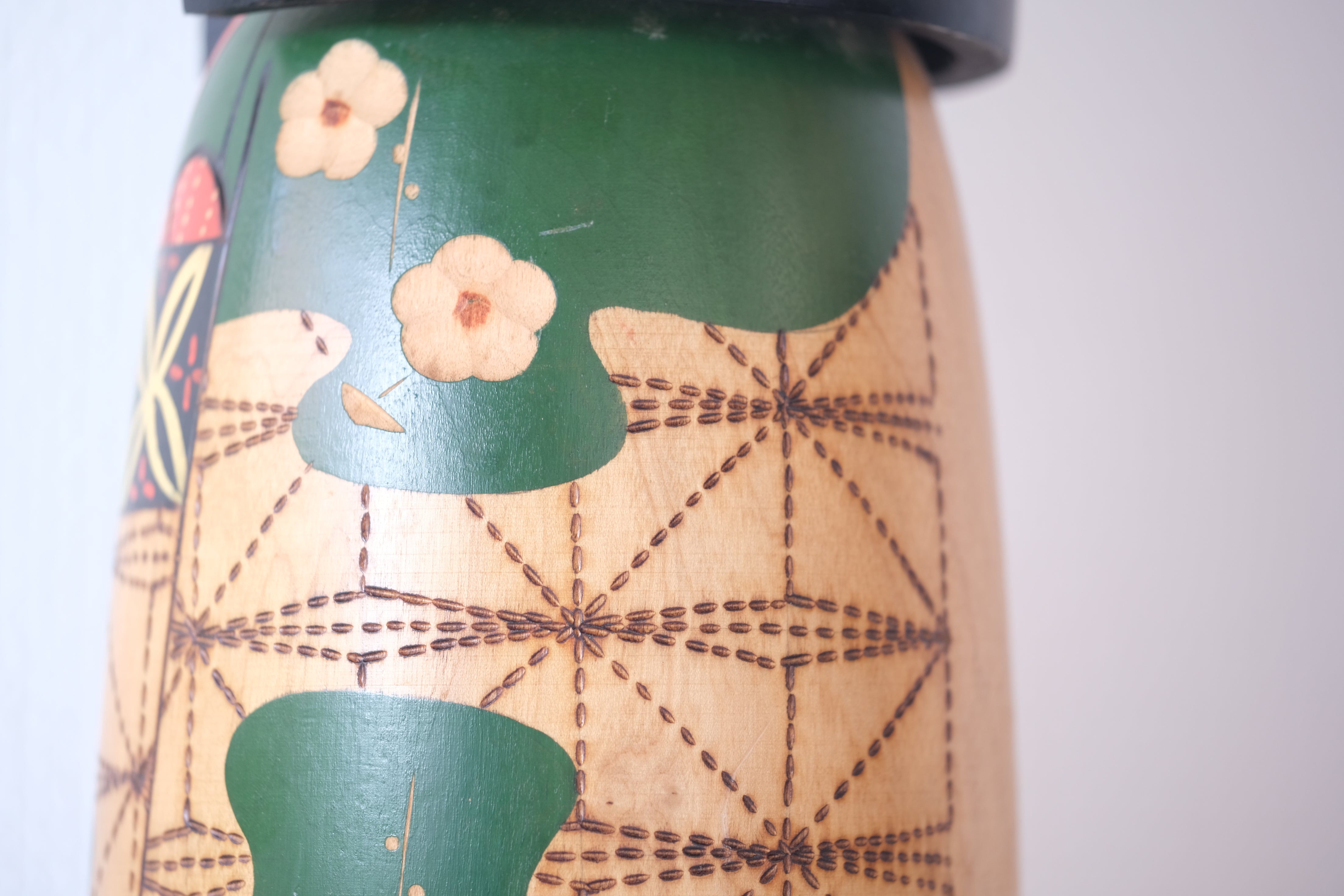 Exclusive Large Vintage Gumma Kokeshi By Kazuo Takamizawa /高見沢一夫 (1927 - ) | 38,5 cm