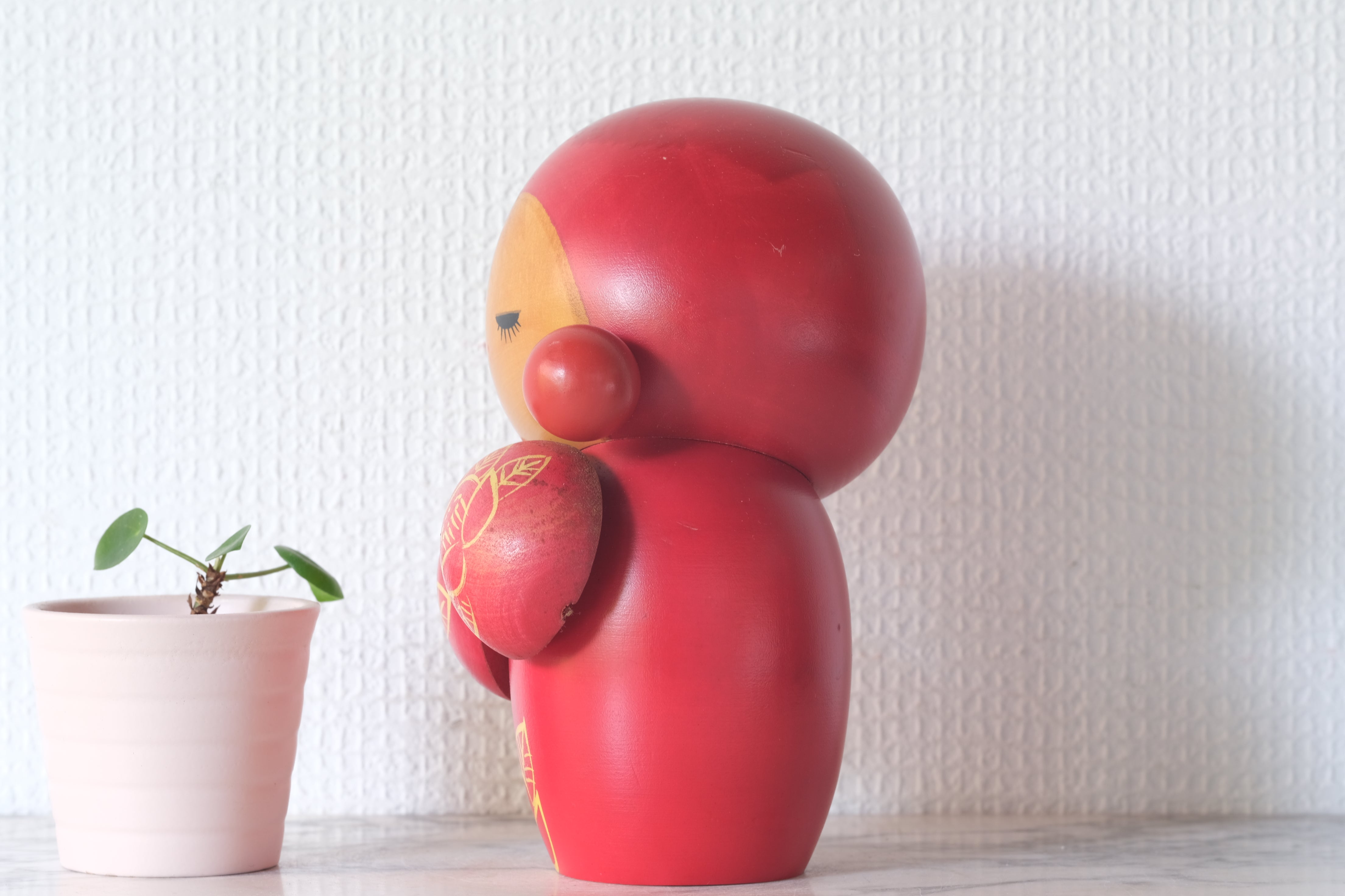 Cute Vintage Kokeshi with Pigtails by Miyashita Hajime (1940-retired) | 16 cm