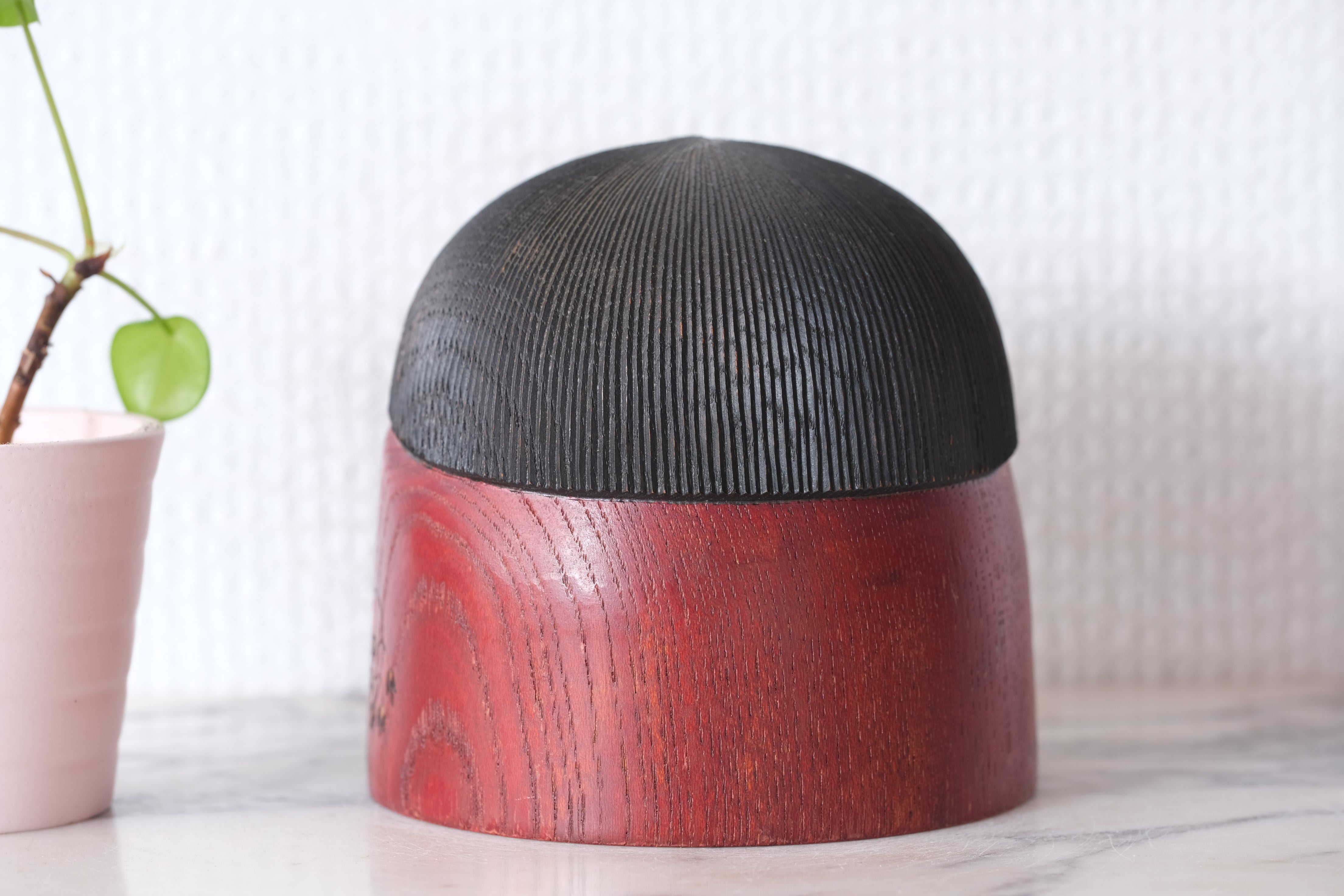 Exclusive Vintage Sosaku Kokeshi by Watanabe Yuji 渡辺雄二 (1951-) | Numbered:  7 out of 50 | 10 cm