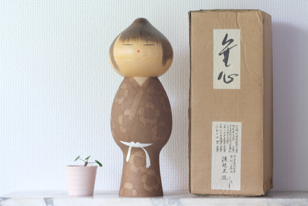 Famous Vintage Mushin Kokeshi By Watanabe Masao (1917-2007) | With Original Box | 35,5 cm