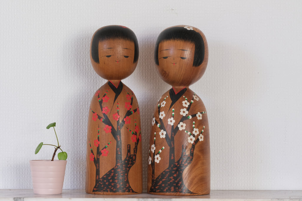 Exclusive Pair of Vintage Kijiyama Kokeshi by Onodera Koraku | 30 cm