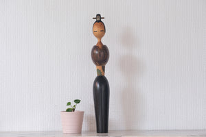 Vintage Creative Kokeshi By The famous Shozan Shido 志形尚山 (1932-1995) | 32,5 cm