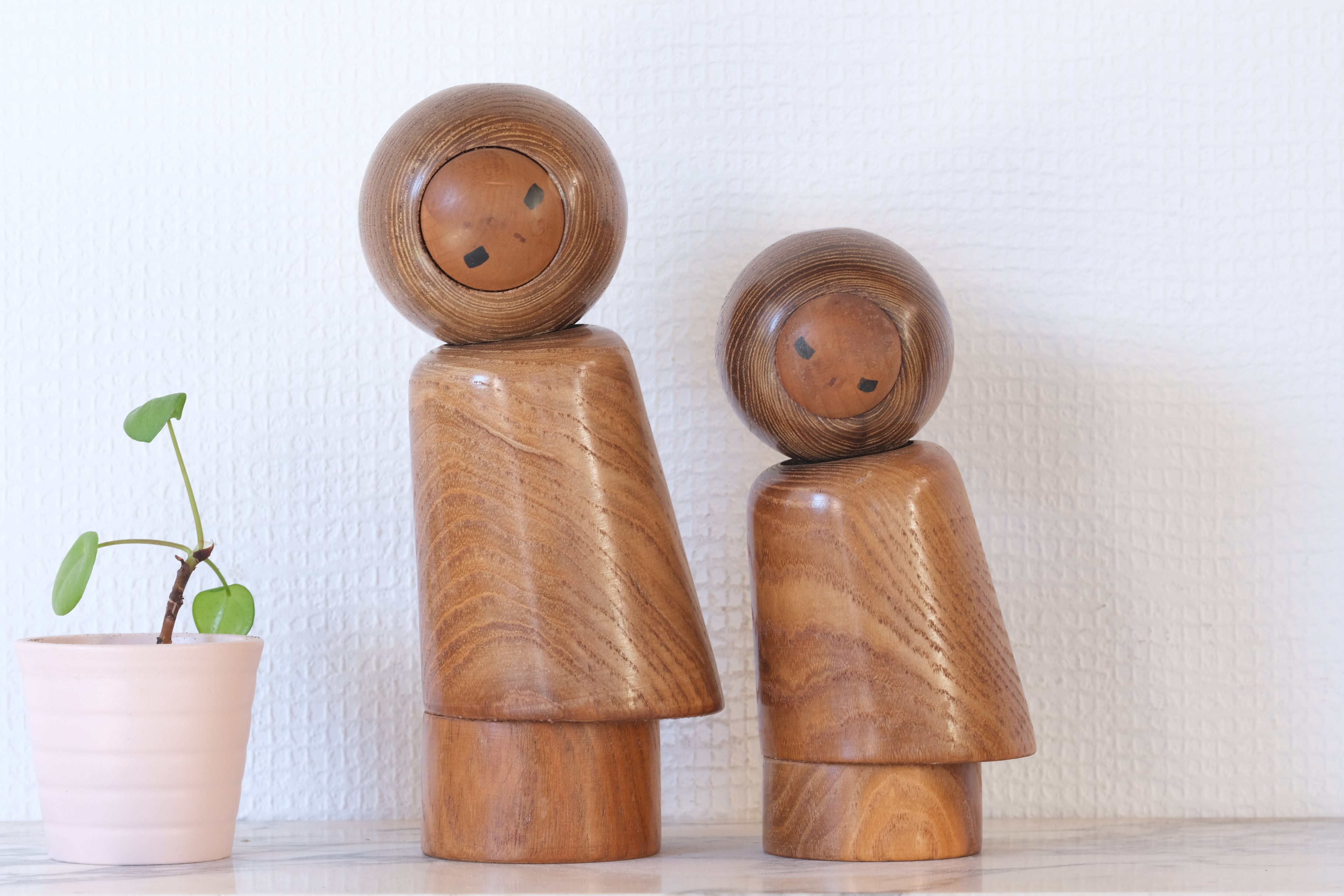 Exclusive Pair of Vintage Creative Kokeshi by Hideo Ishihara (1925-1999) | 16,5 cm and 20,5 cm (Copy)