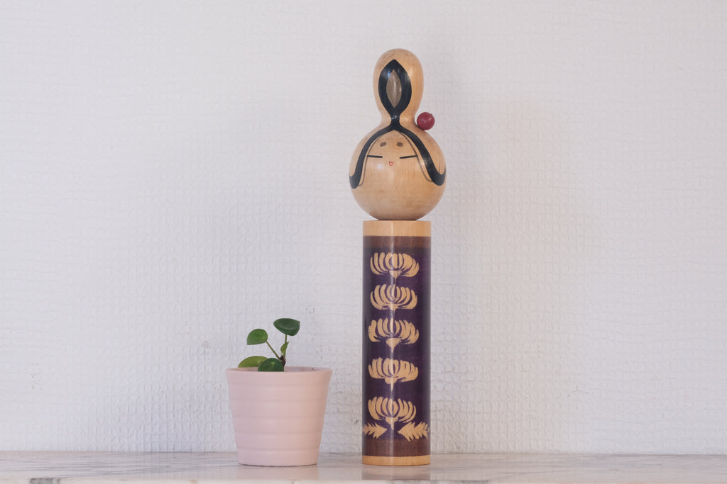 Vintage Creative Kokeshi in the style of Issetsu Kuribayashi 栗林 一雪 (1924-2011) | 26 cm