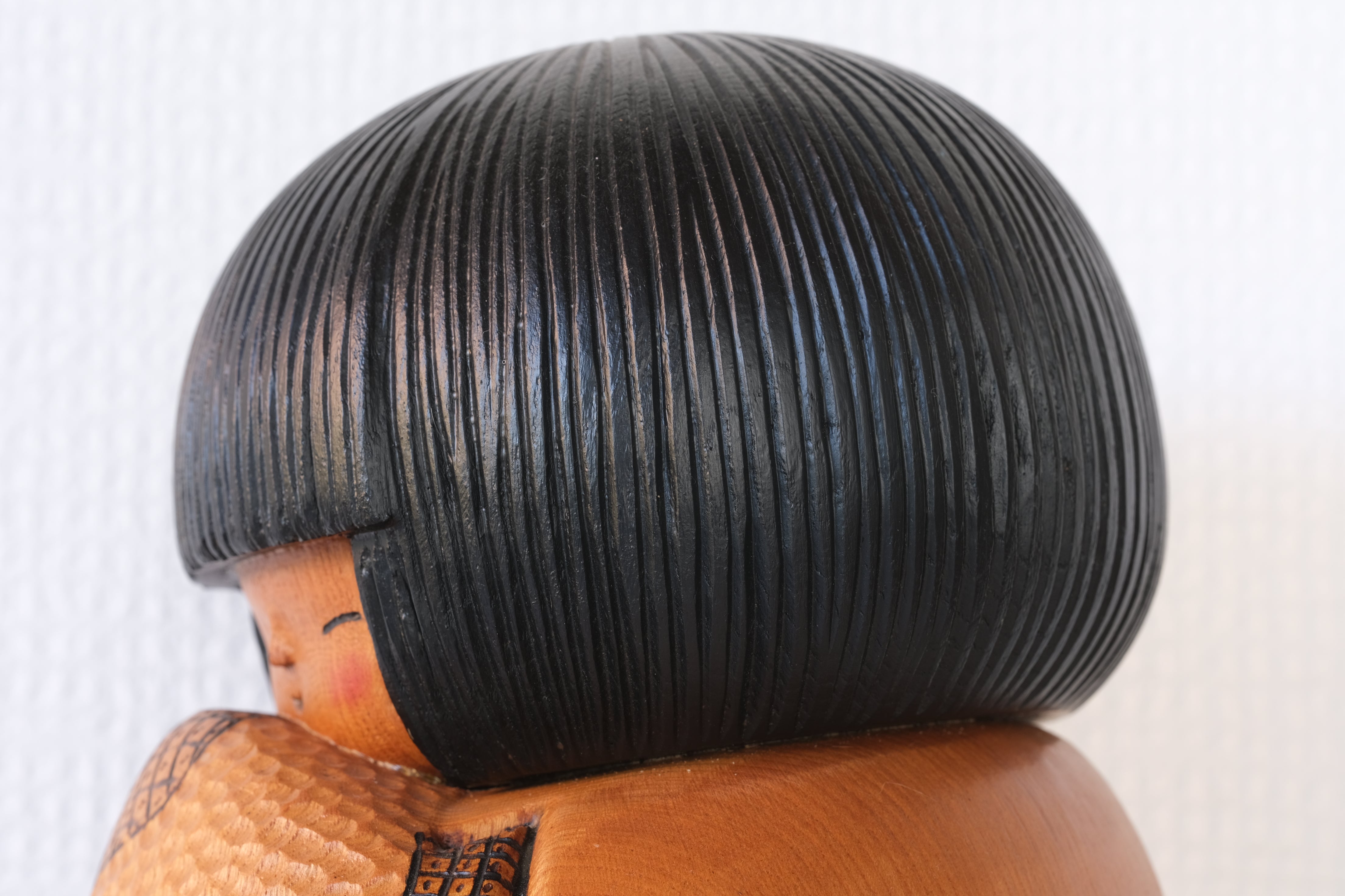 Exclusive Vintage Kokeshi by Inosuke Kobayashi (1931-unknown) | Titled: 炉端 - Robata | Limited Edition | 26,5 cm