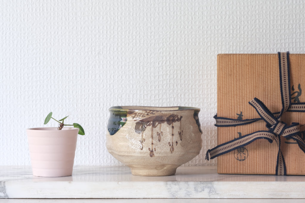 Japanese Ceramic Tea Bowl | With Original Box | 8,5 cm