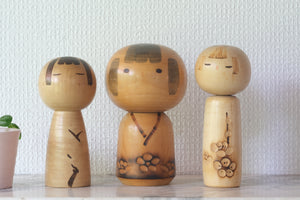 Three Cute Vintage Creative Kokeshi by Kenichi Murakami 村上けんー (1929 - ) | 13 cm till 14,5 cm