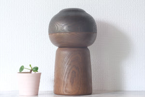 Rare Vintage Creative Kokeshi By Sanpei Yamanaka 山中三平 (1926-2012) | Dated: 1990 | 22,5 cm