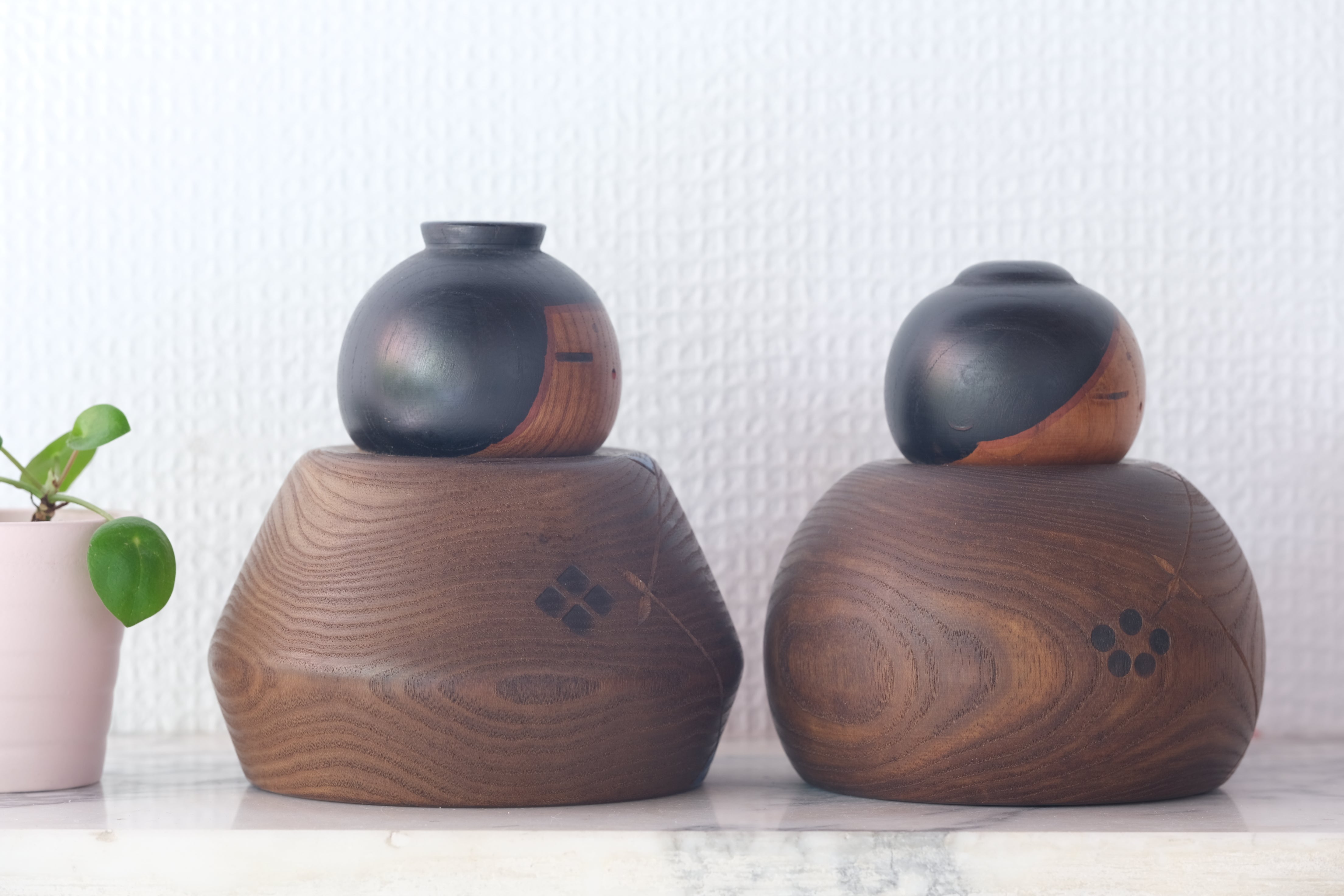 Exclusive Pair of Vintage Creative Kokeshi by Sanpei Yamanaka (1926-2012) | 12 cm and 12,5 cm