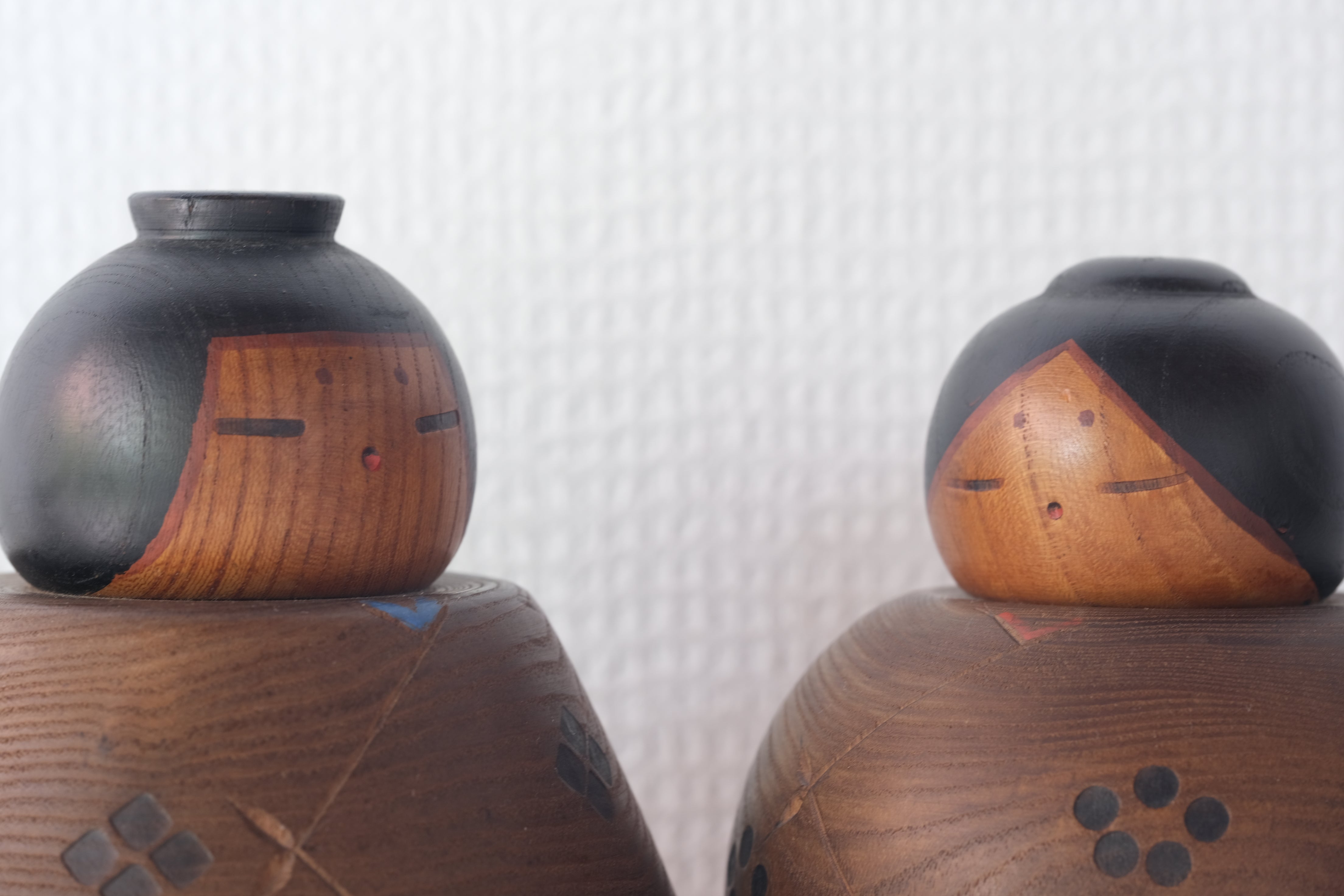 Exclusive Pair of Vintage Creative Kokeshi by Sanpei Yamanaka (1926-2012) | 12 cm and 12,5 cm