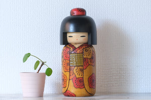 Vintage Gumma Kokeshi by Fumio Tomidokoro 富所ふみを (1948-) | 21,5 cm