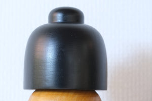 Vintage Gumma Kokeshi by Fumio Tomidokoro 富所ふみを (1948-) | 21,5 cm